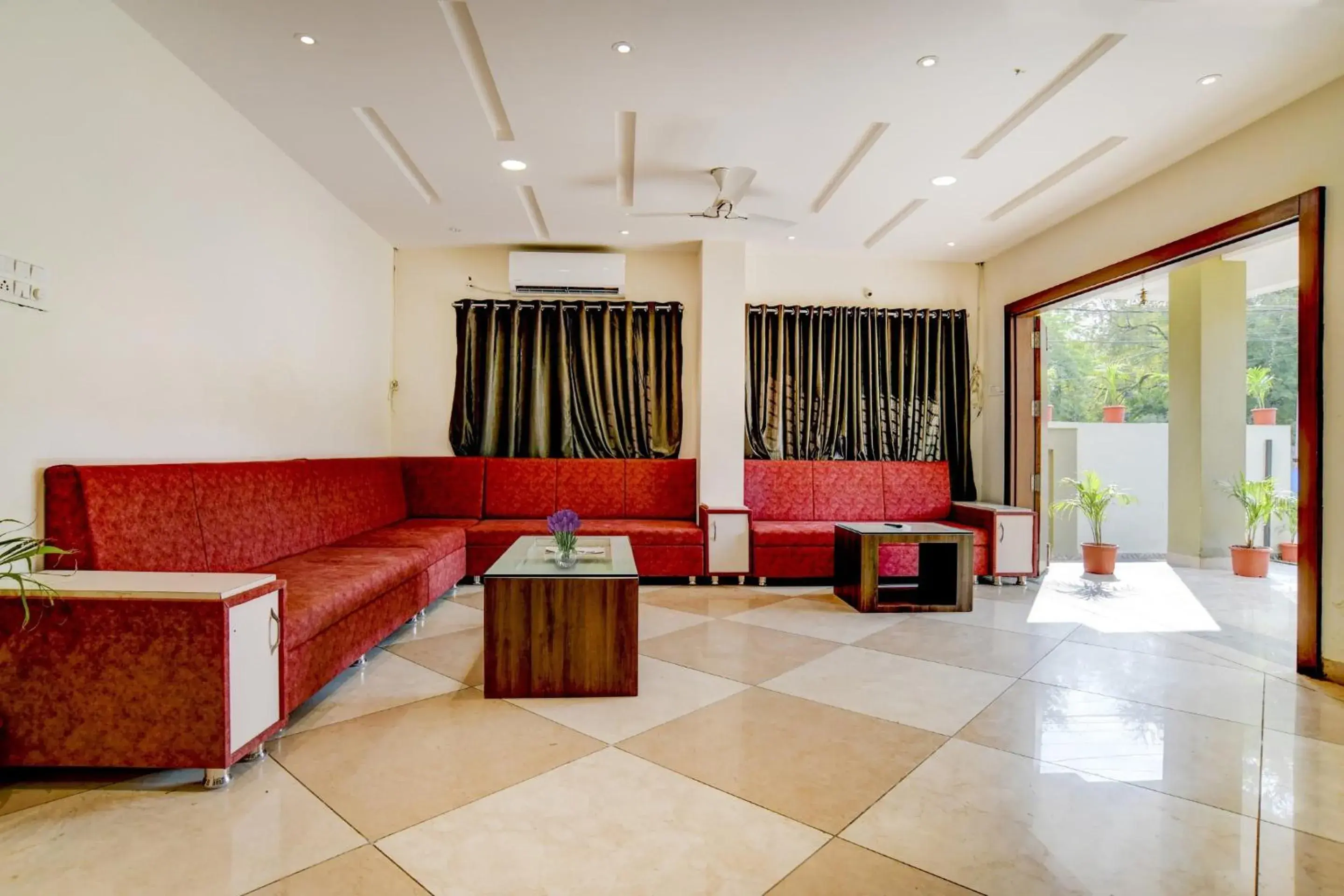 Lobby or reception in Collection O Task Lobby or reception in Collection O Task