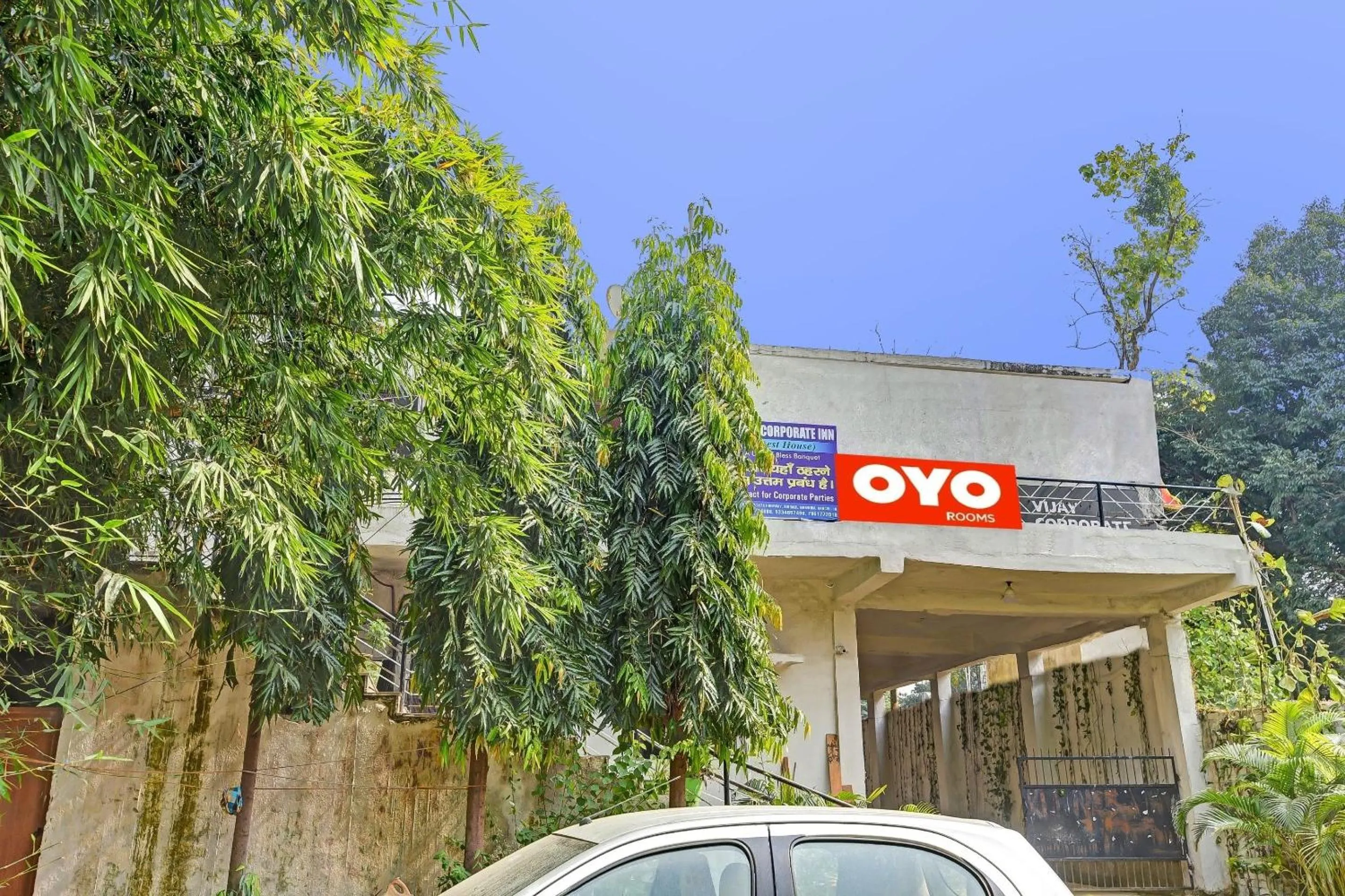 Facade/entrance in Hotel O Corporate Inn