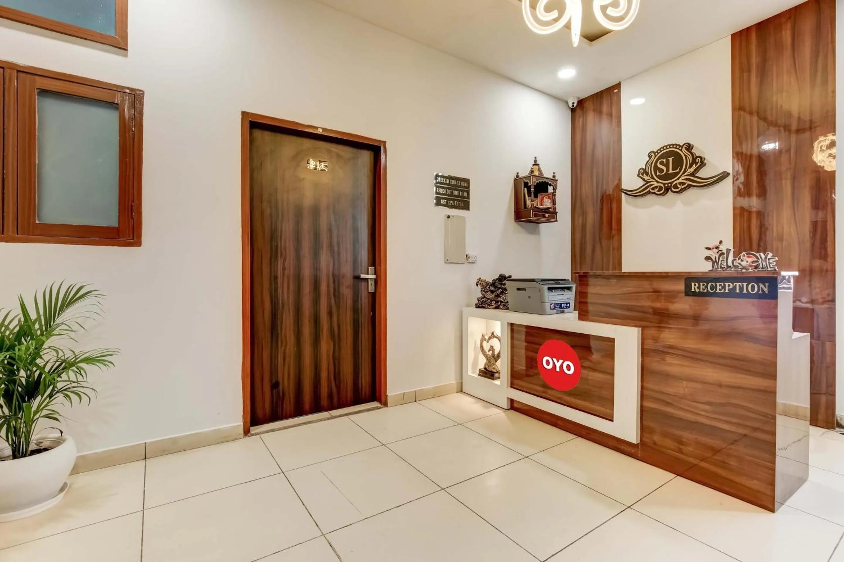 Lobby or reception in Hotel O Sky Land