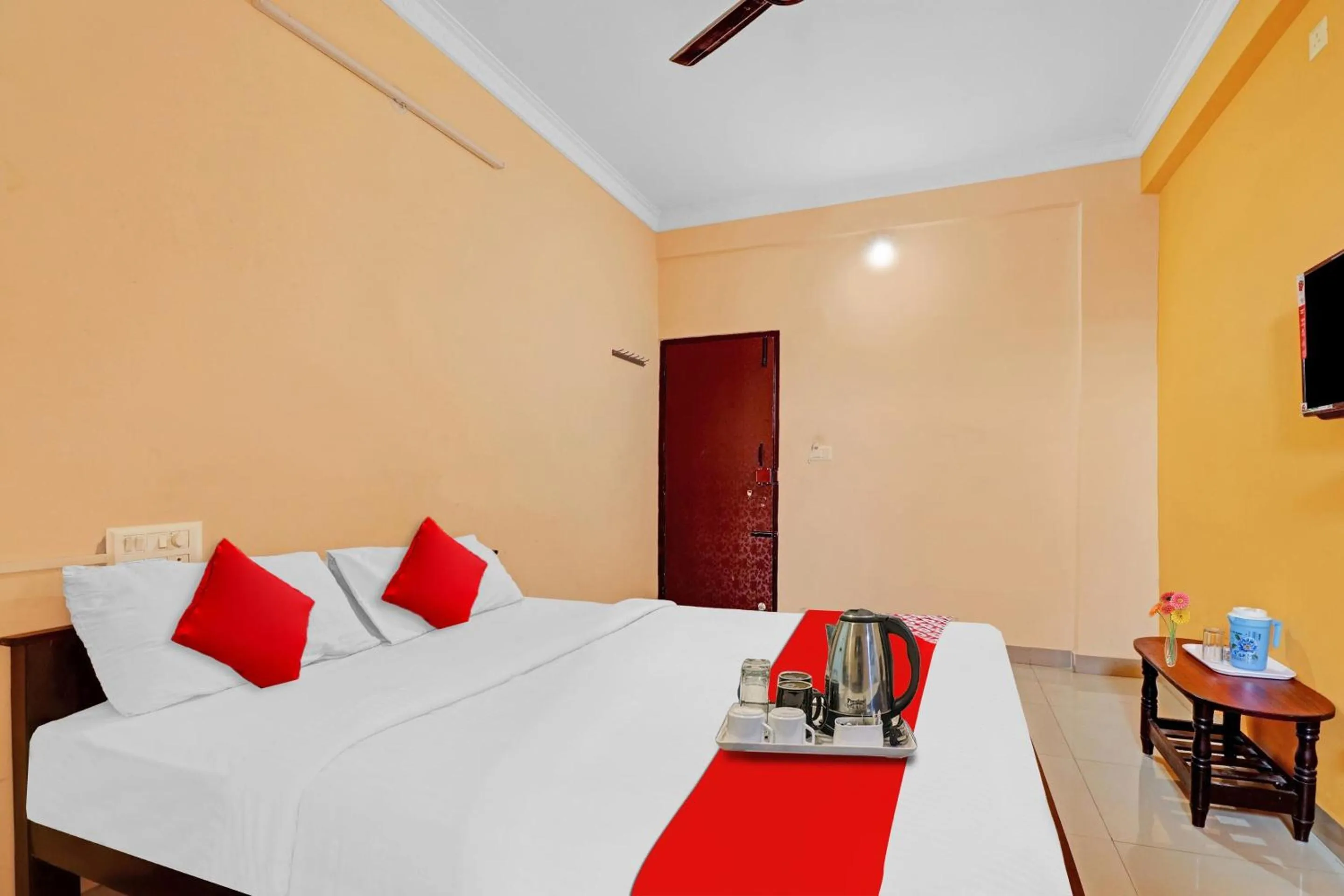 Bedroom in Hotel O Ashreya Inn