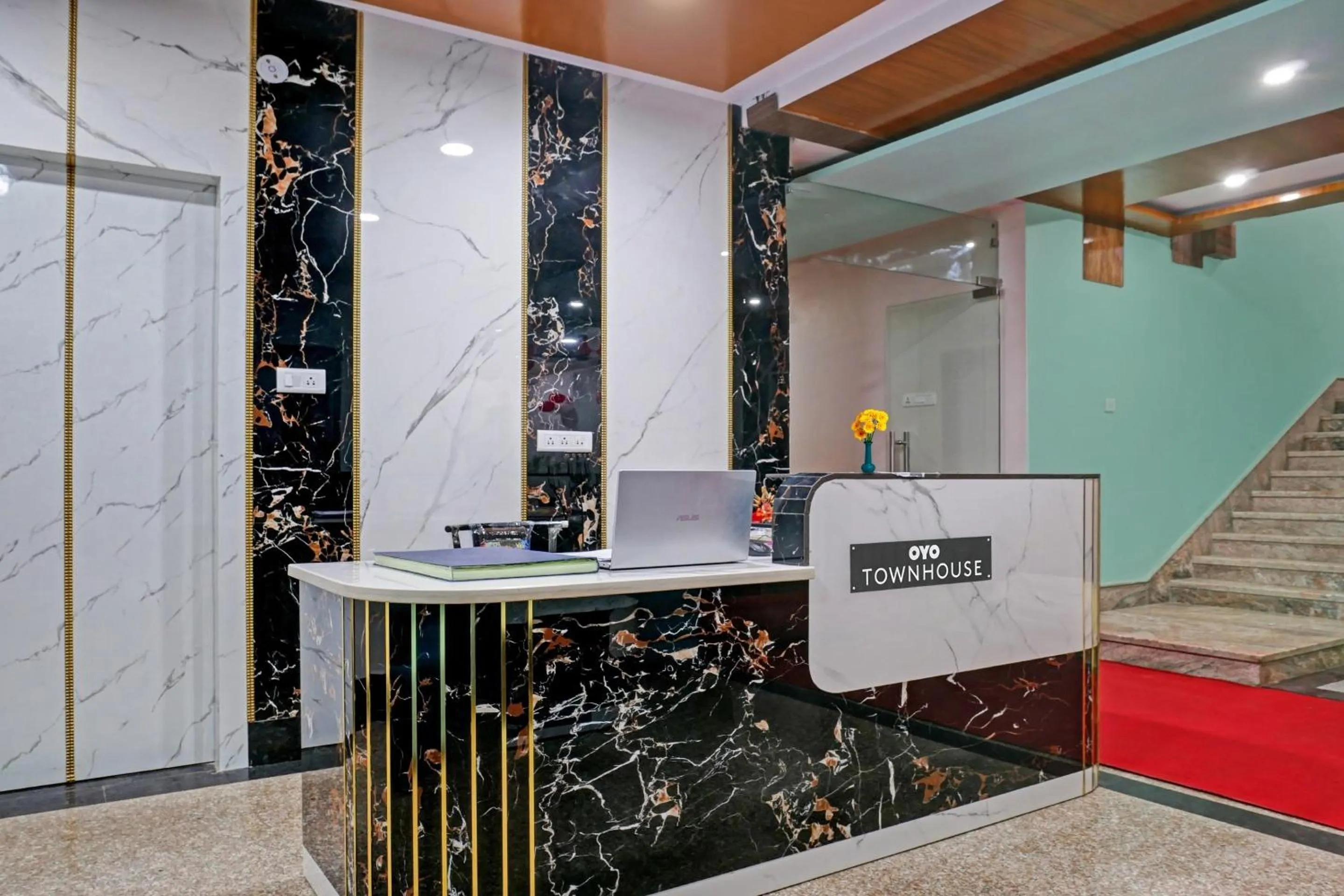 Lobby or reception in Hotel O Navneeta Grand