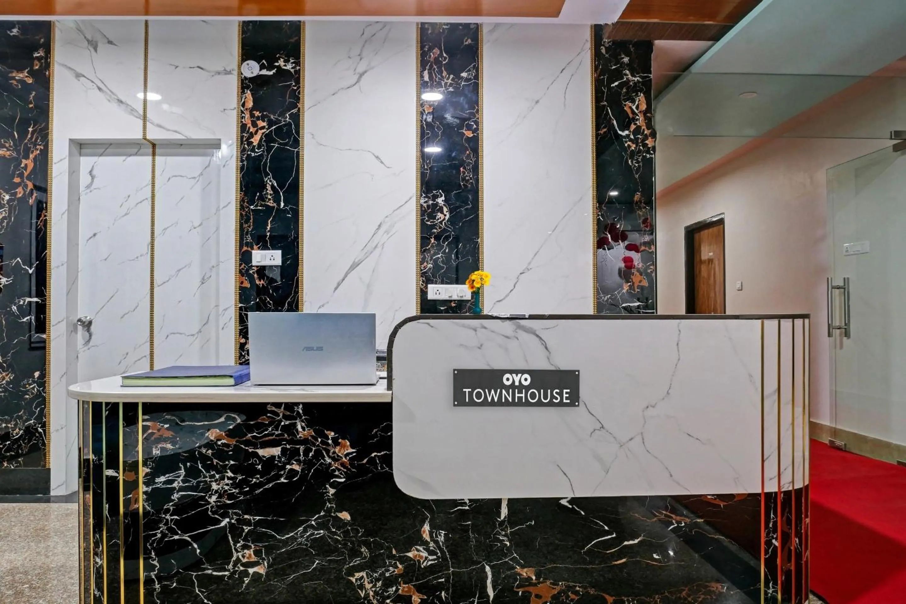 Lobby or reception in Hotel O Navneeta Grand