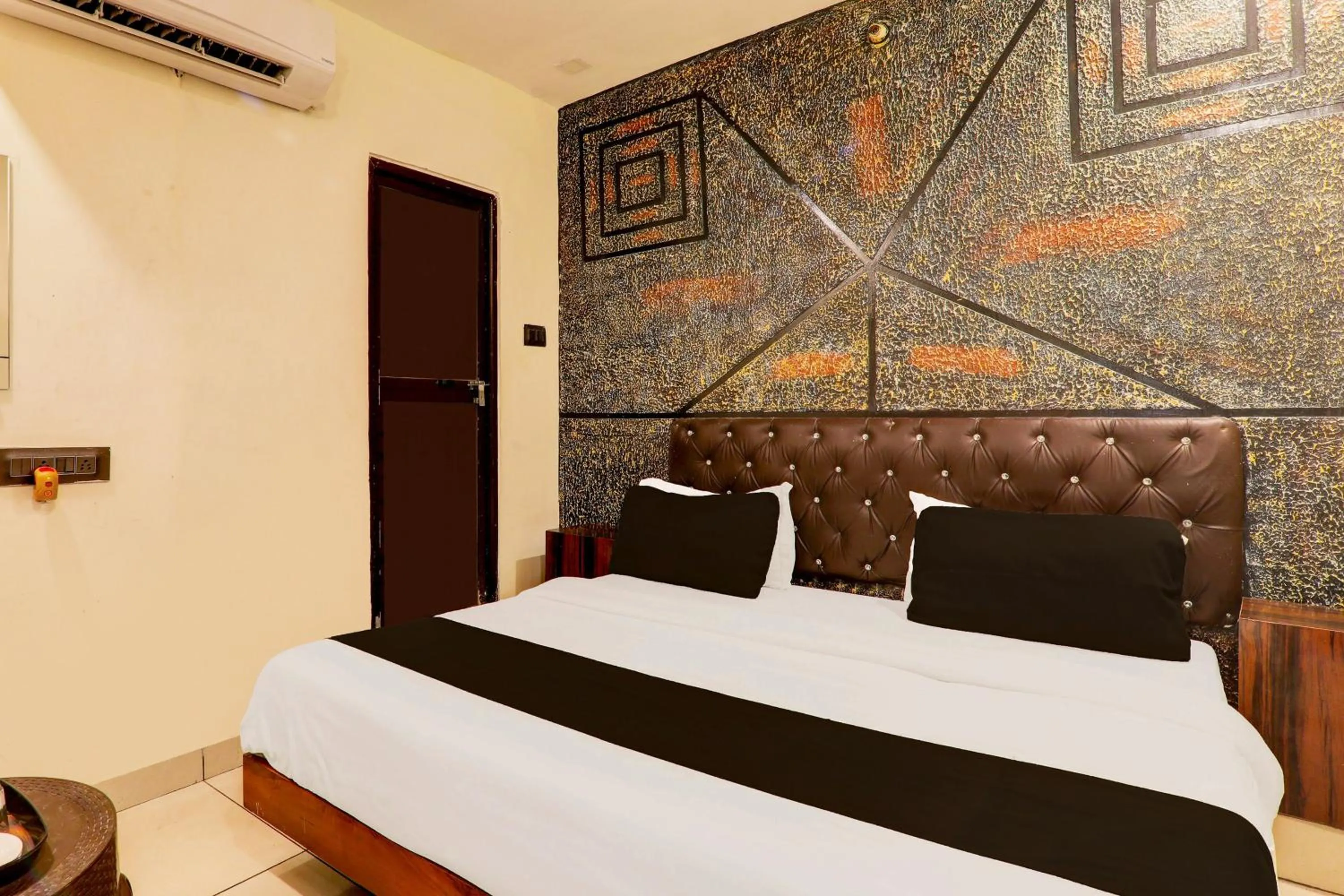 Bedroom, Bed in Super Hotel O Sr Grand