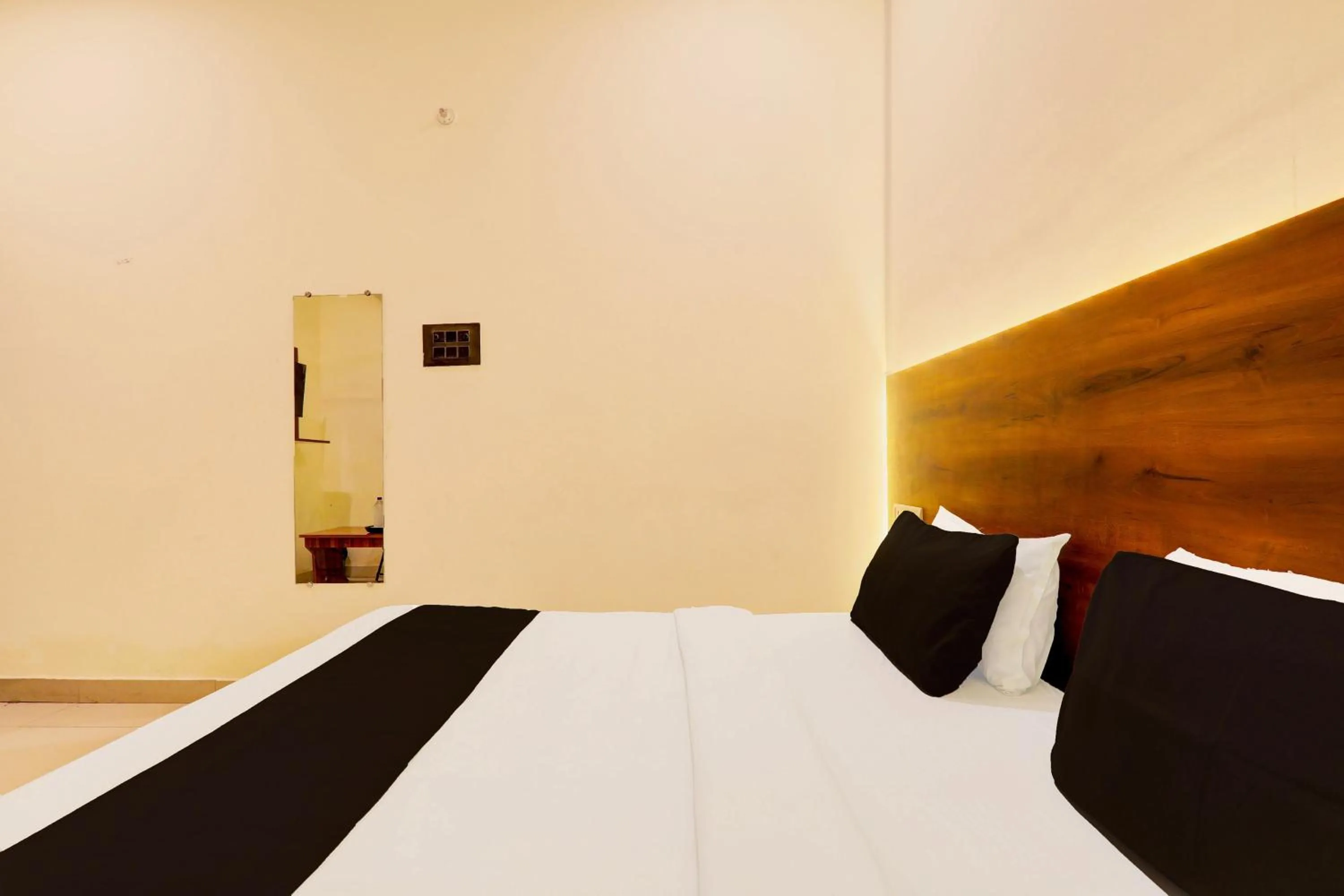 Bedroom, Bed in Super Hotel O Sr Grand