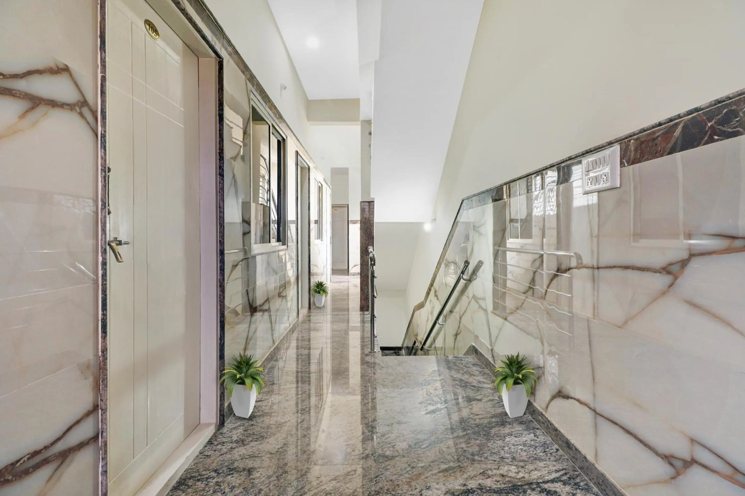 Facade/entrance in Hotel O SAPTHAGIRI RESIDENCY