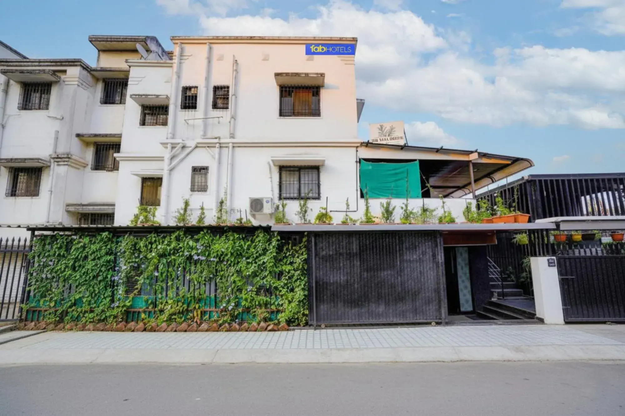 Breakfast in FabHotel Viva House - Talegaon Breakfast in FabHotel Viva House - Talegaon