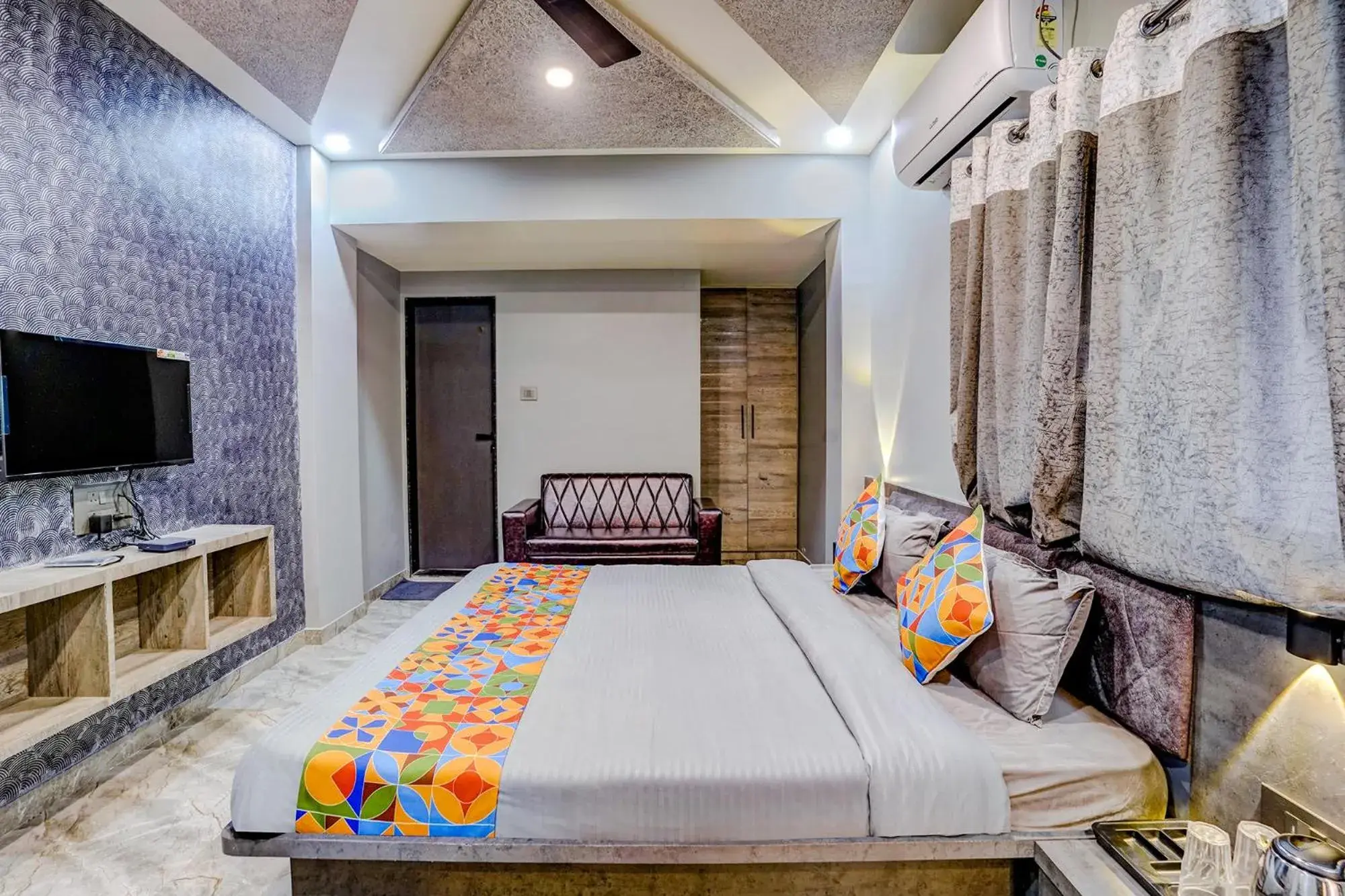 Bed in FabHotel Viva House - Talegaon Bed in FabHotel Viva House - Talegaon