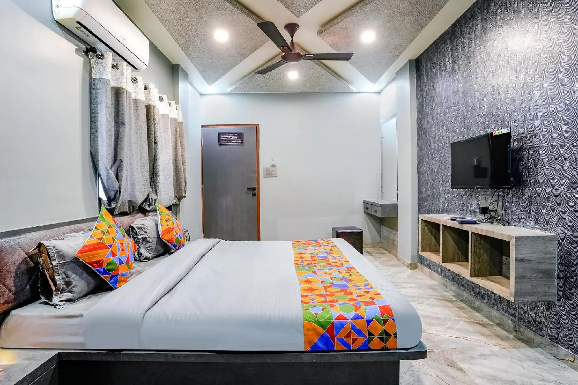 Bed in FabHotel Viva House - Talegaon Bed in FabHotel Viva House - Talegaon