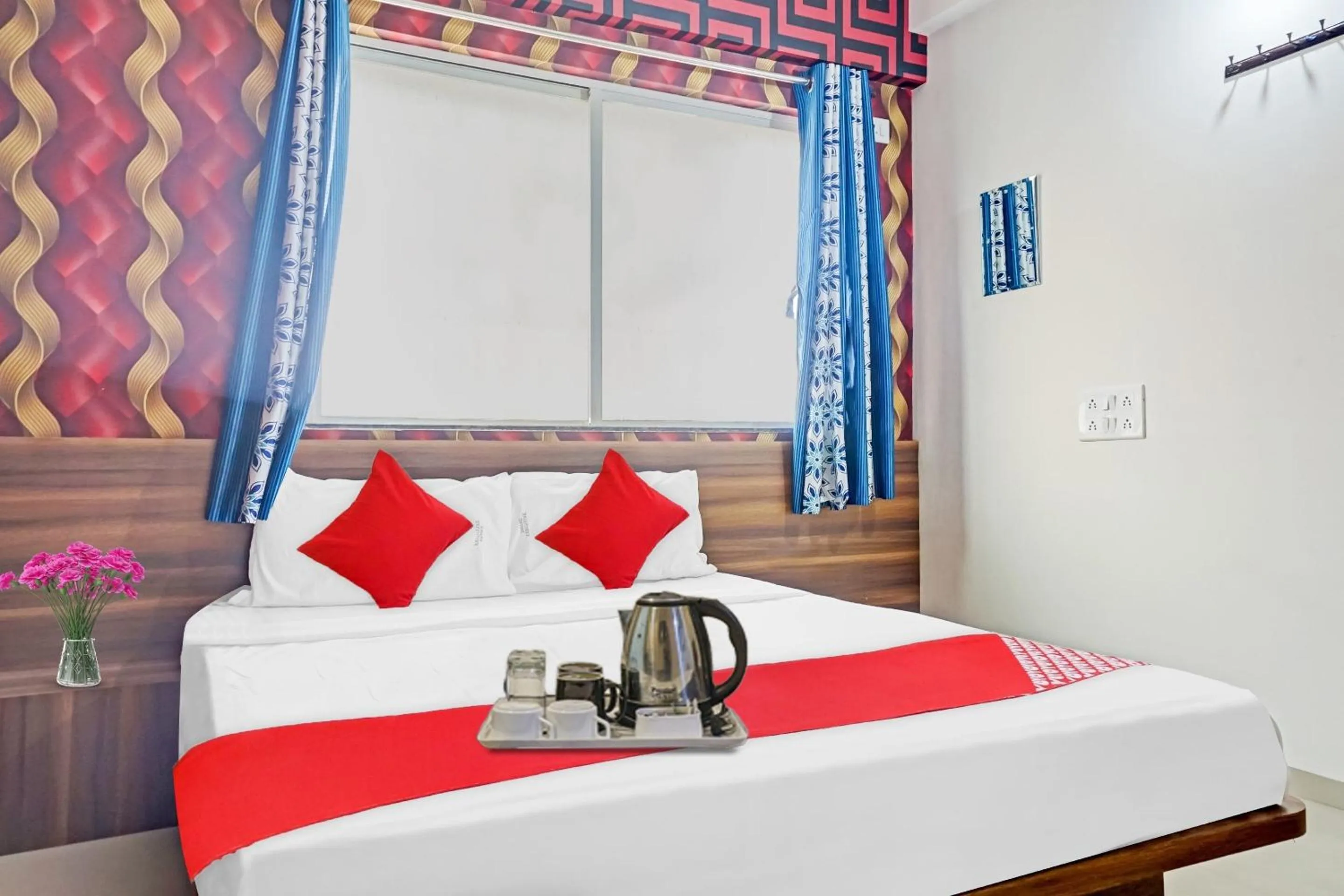 Bedroom, Bed in SPOT ON Swarg Executive Paradise Near Fun Time Multiplex