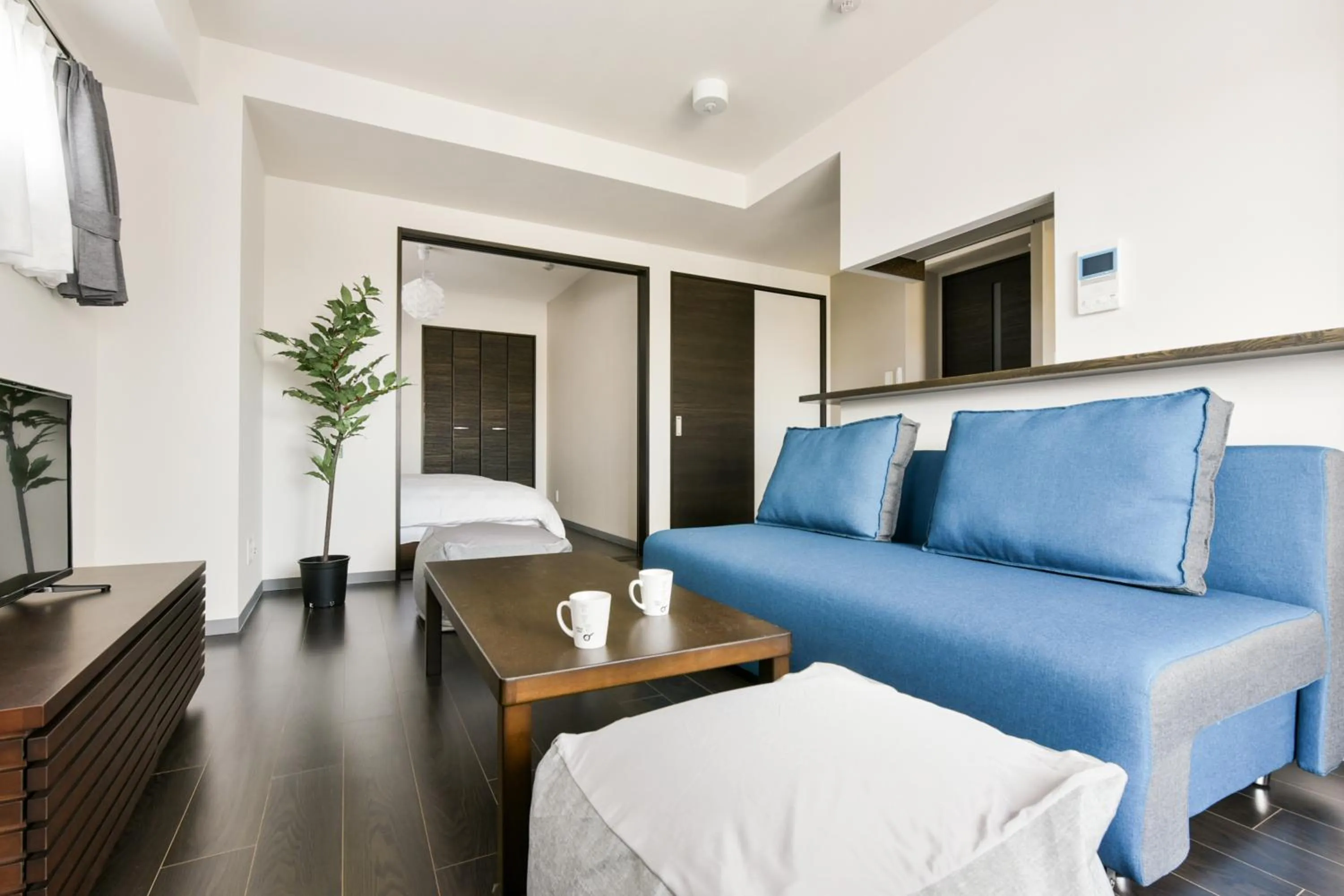 TV and multimedia, Bed in Sun Court Maruyama Garden Hills