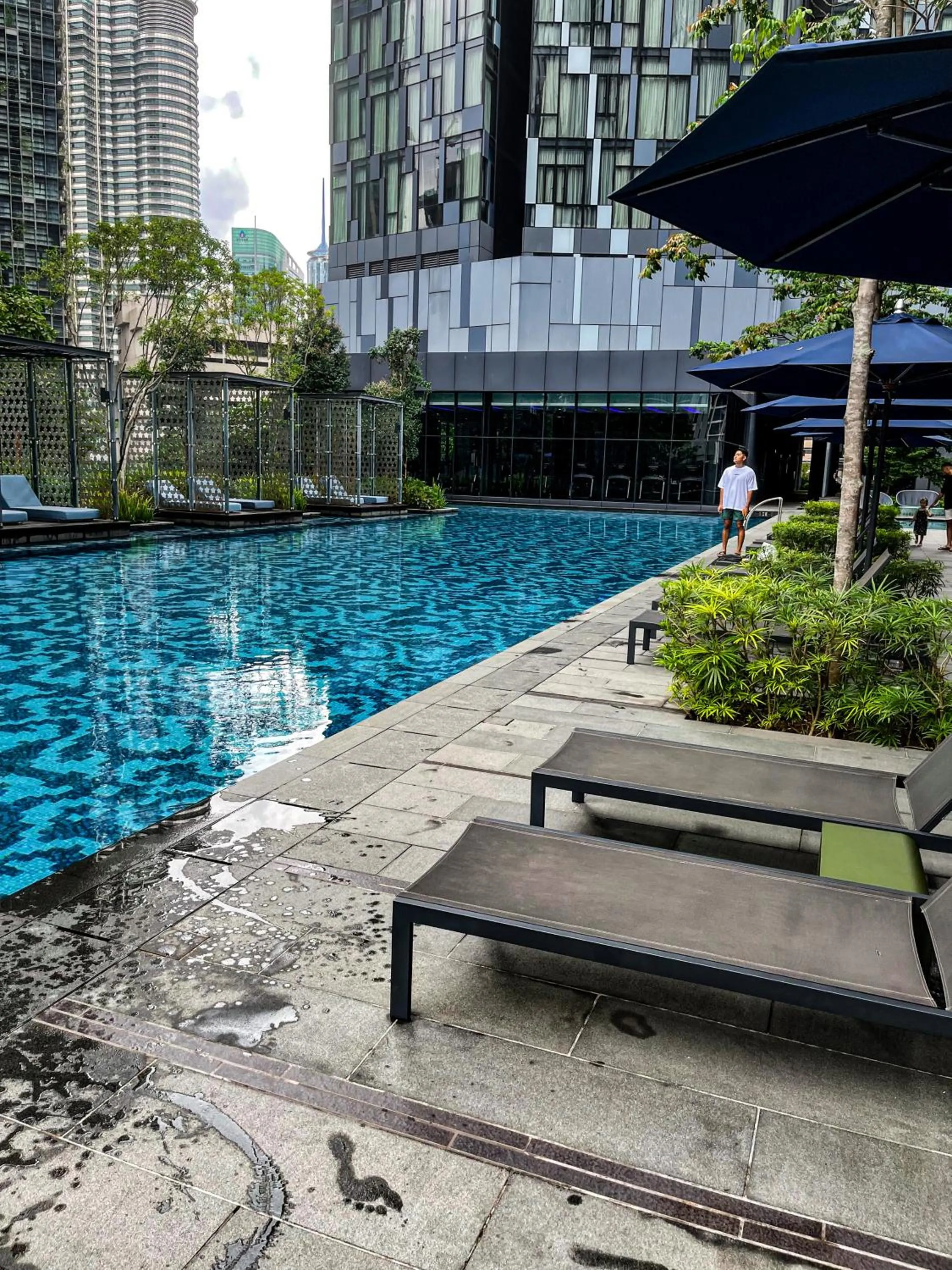 Swimming pool in STAR RESIDENCE KLCC