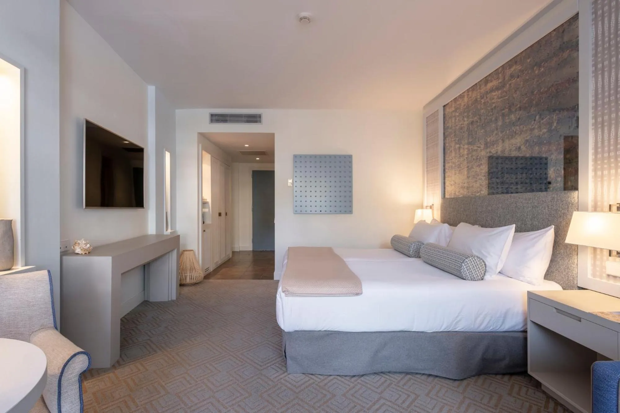 Bedroom, Bed in Eurostars Sitges