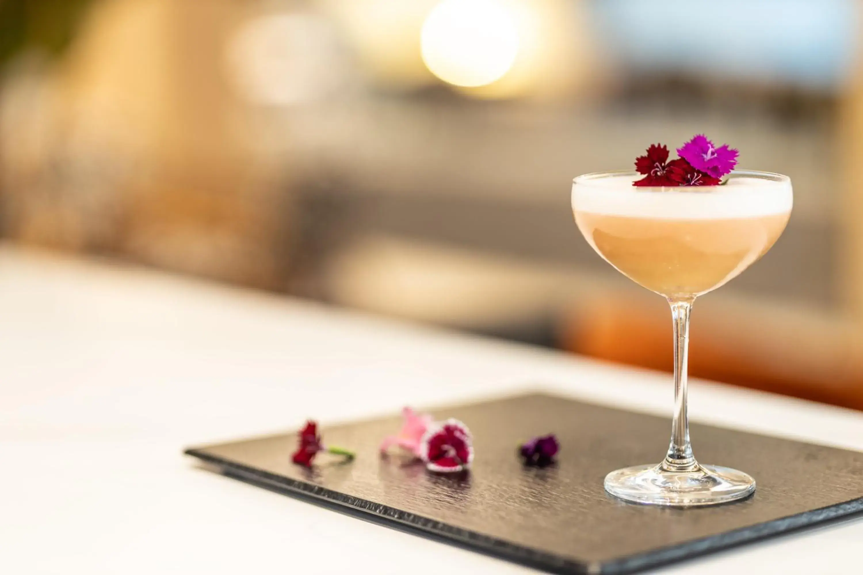 Lounge or bar in Eurostars Sitges Lounge or bar in Eurostars Sitges