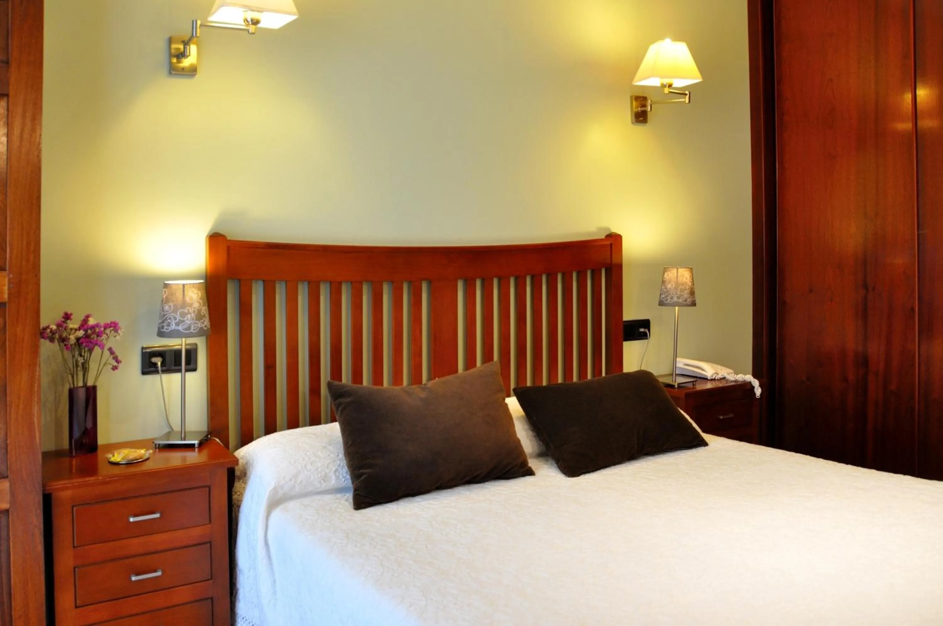 Bed in Hotel Puerta Del Oriente