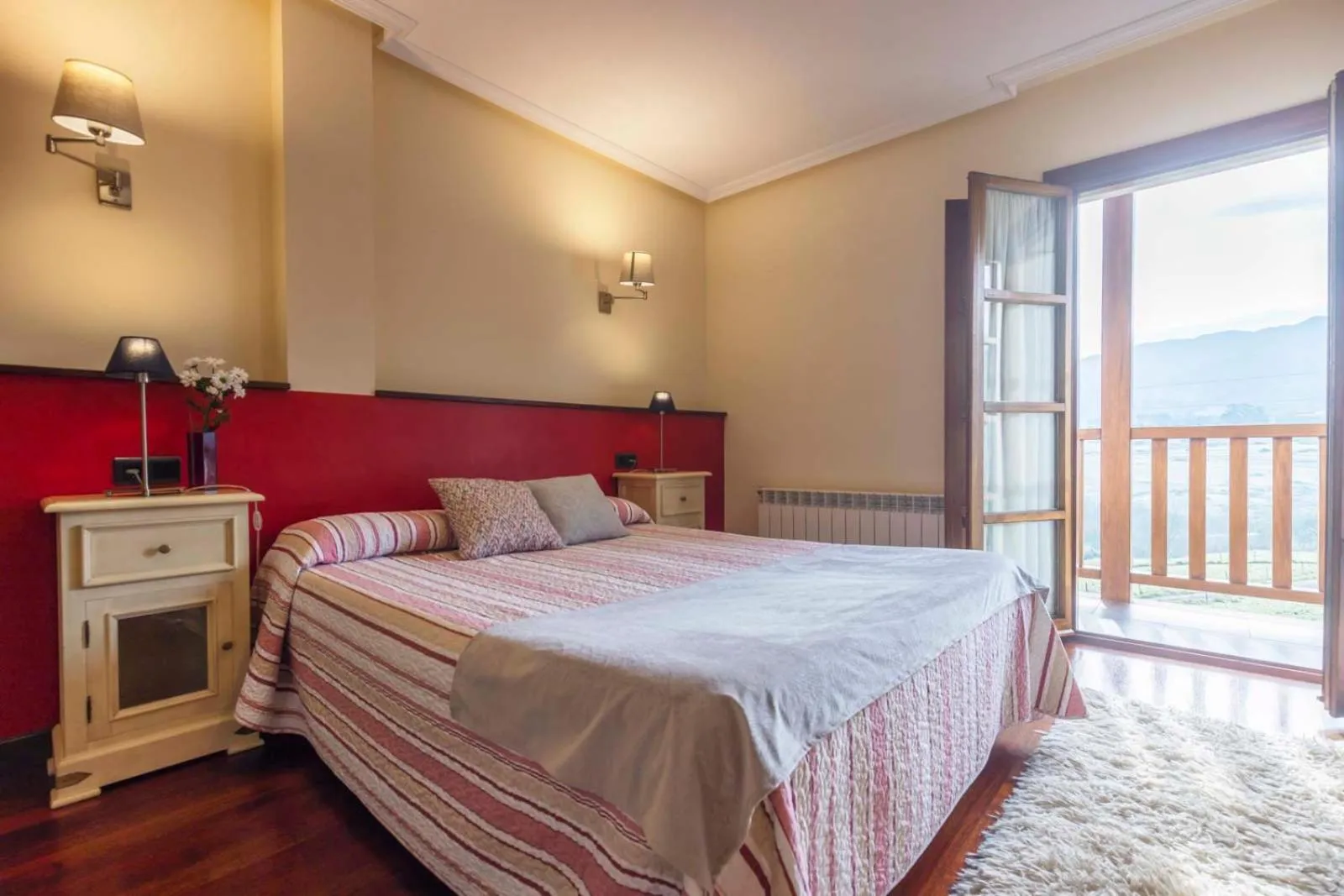 Bedroom, Bed in Hotel Puerta Del Oriente