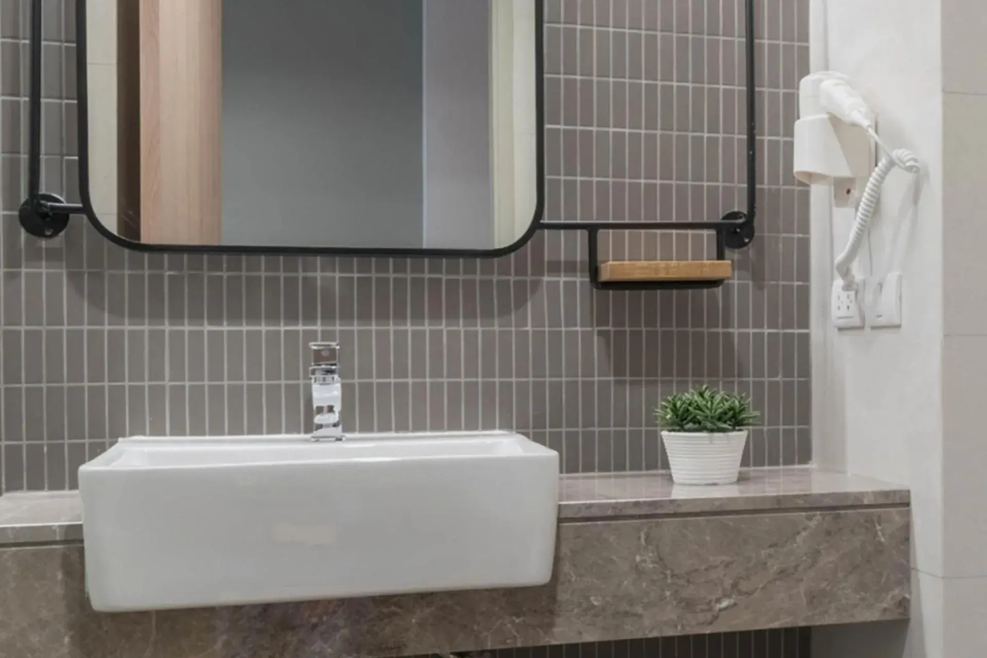 Grand Deluxe Twin Room in Bella B Hotel Grand Deluxe Twin Room in Bella B Hotel