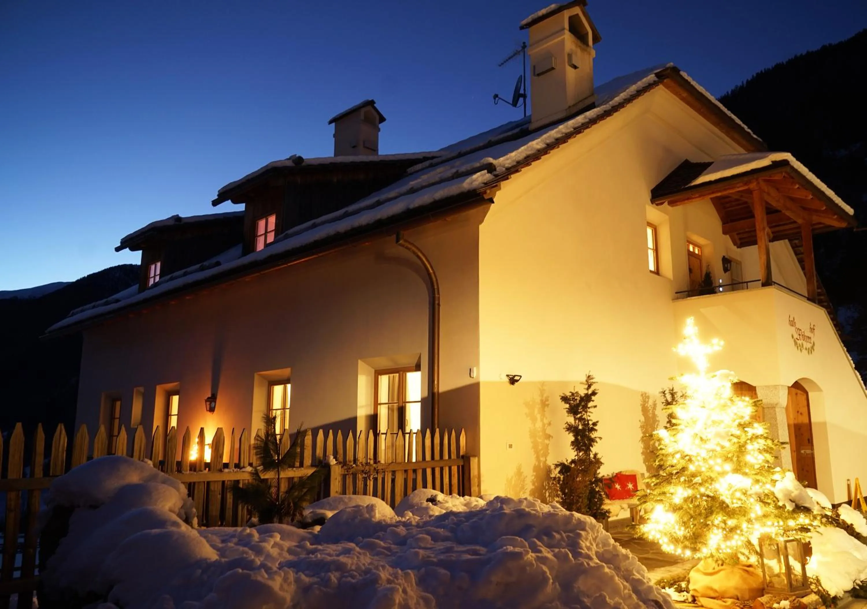 Property building in Halbwöhrerhof