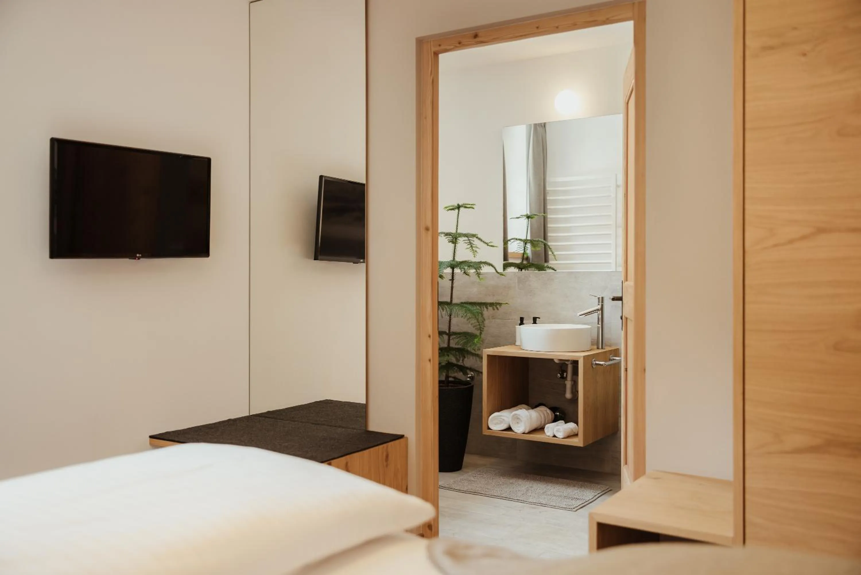 View (from property/room), Bed in Halbwöhrerhof