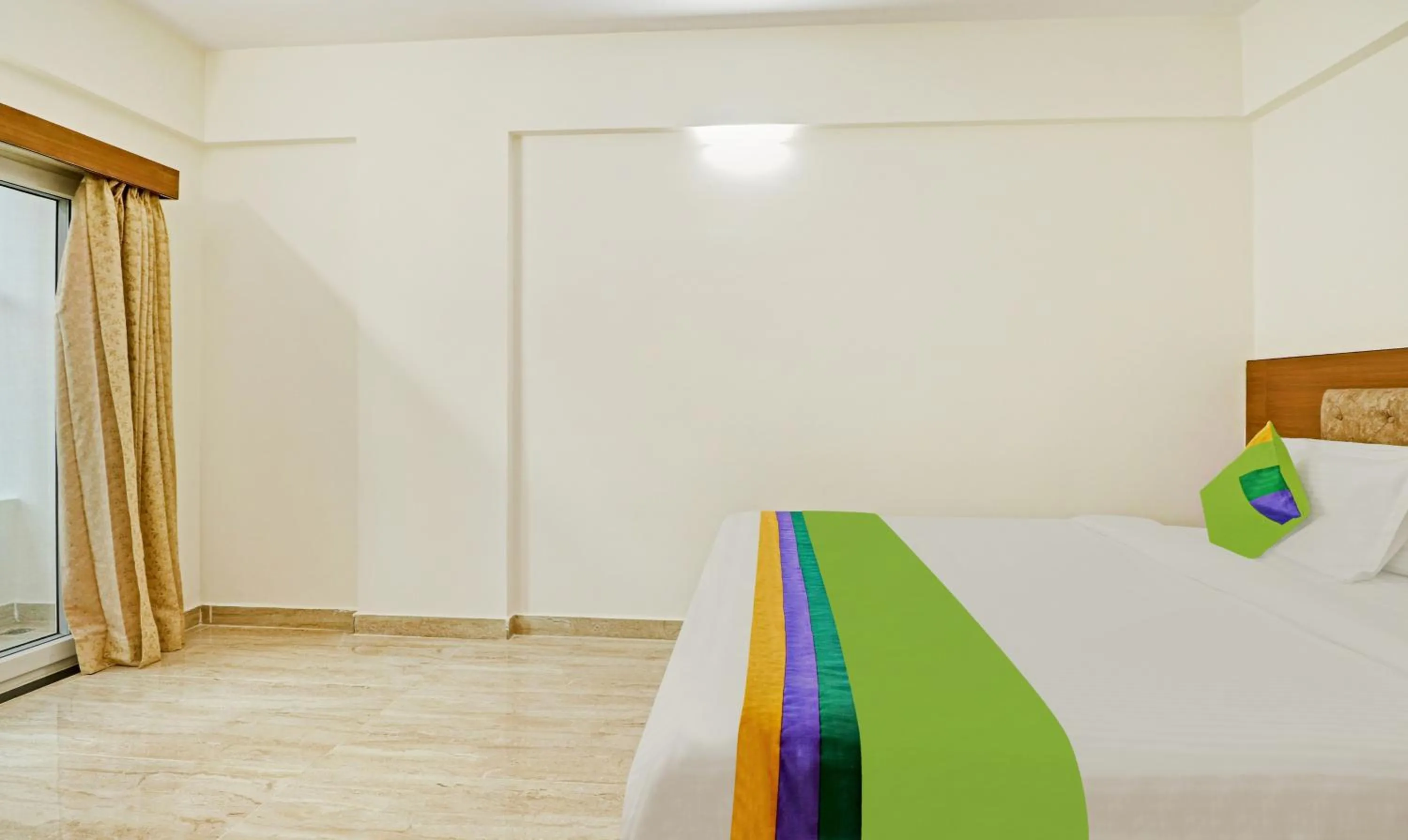 Bed in Treebo Celebrity Hotels And Suites