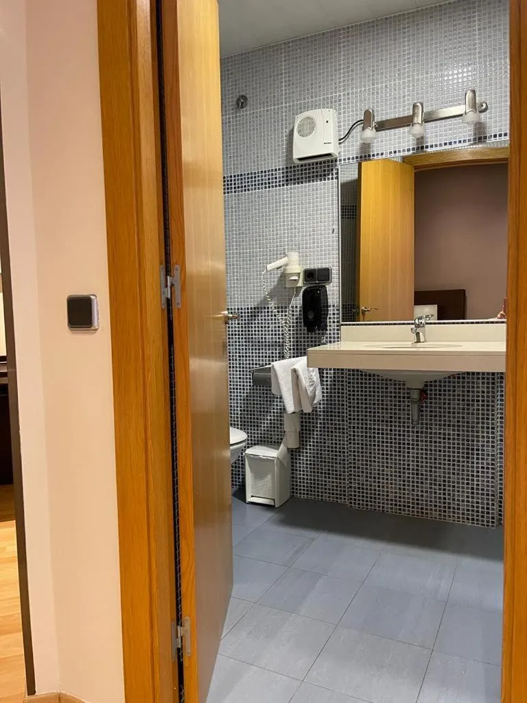 Bathroom in Hotel Bruc