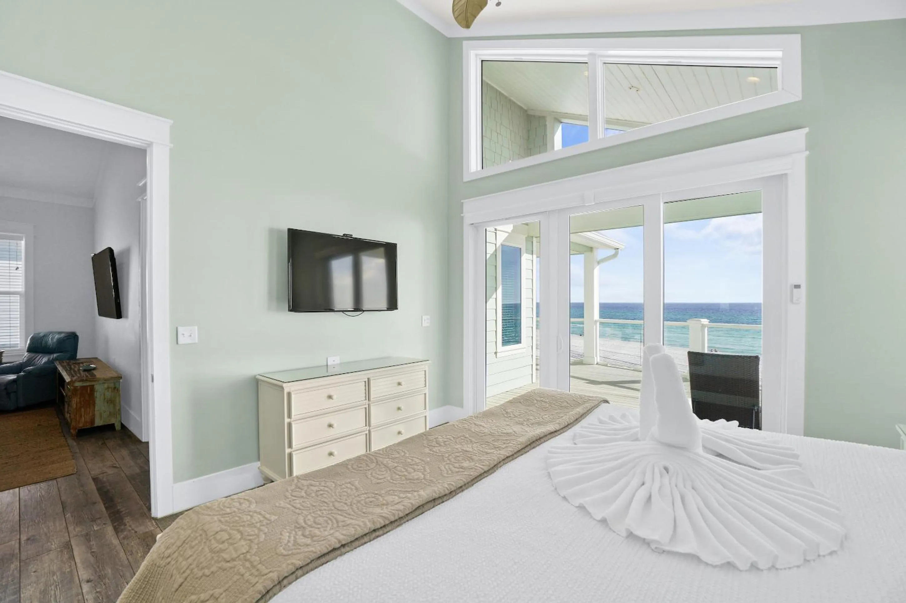 Bed in Beach House - Sweet N Salty by Panhandle Getaways