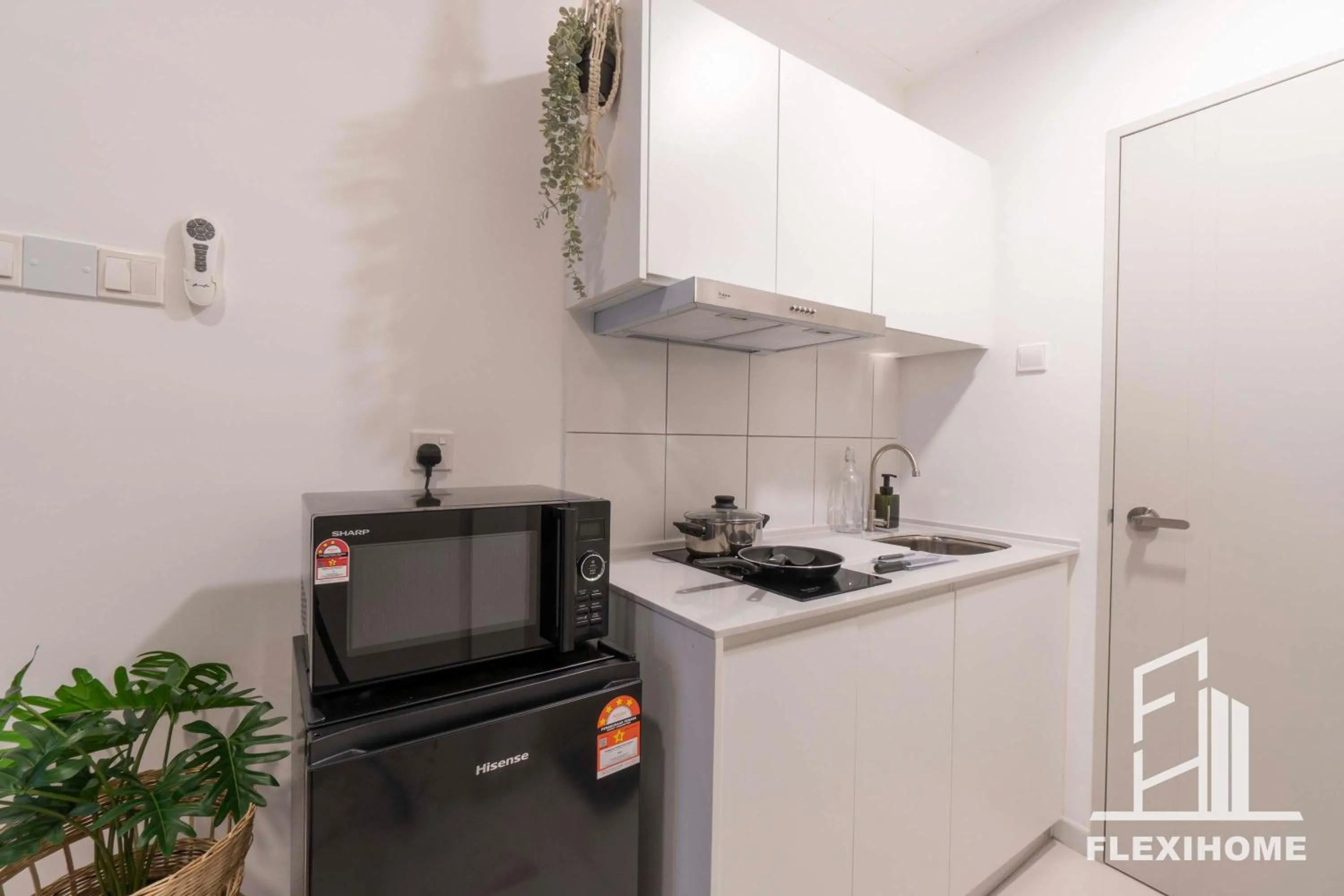 Kitchen or kitchenette in KLIA, KLIA2, Horizon Suites Sepang, Designed Studio, by Flexihome-MY