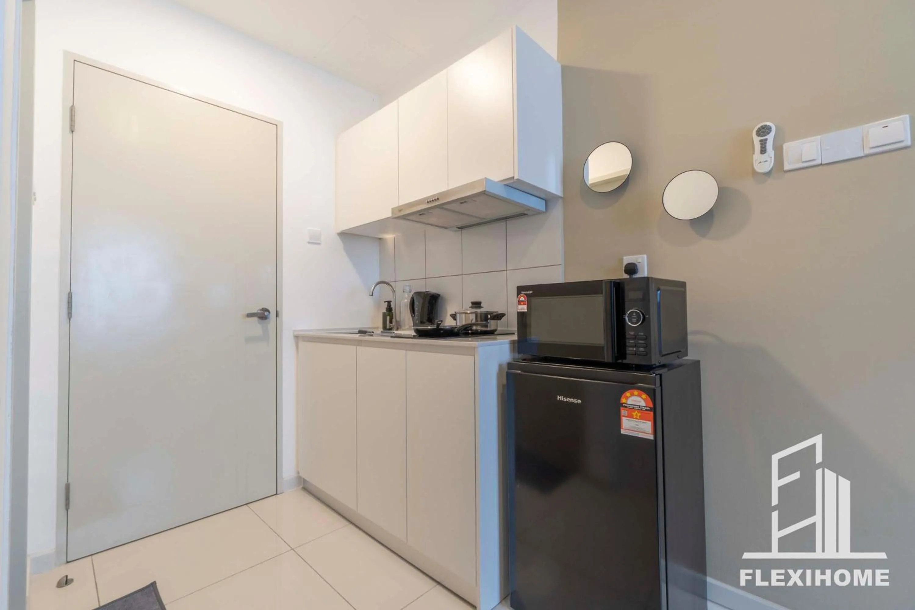 Kitchen or kitchenette in KLIA, KLIA2, Horizon Suites Sepang, Designed Studio, by Flexihome-MY