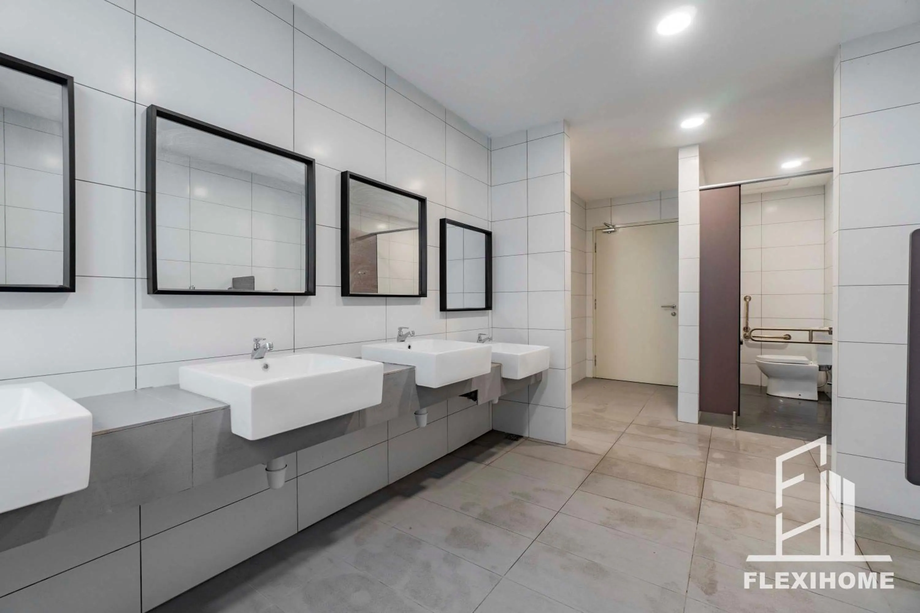 Bathroom in KLIA, KLIA2, Horizon Suites Sepang, Designed Studio, by Flexihome-MY