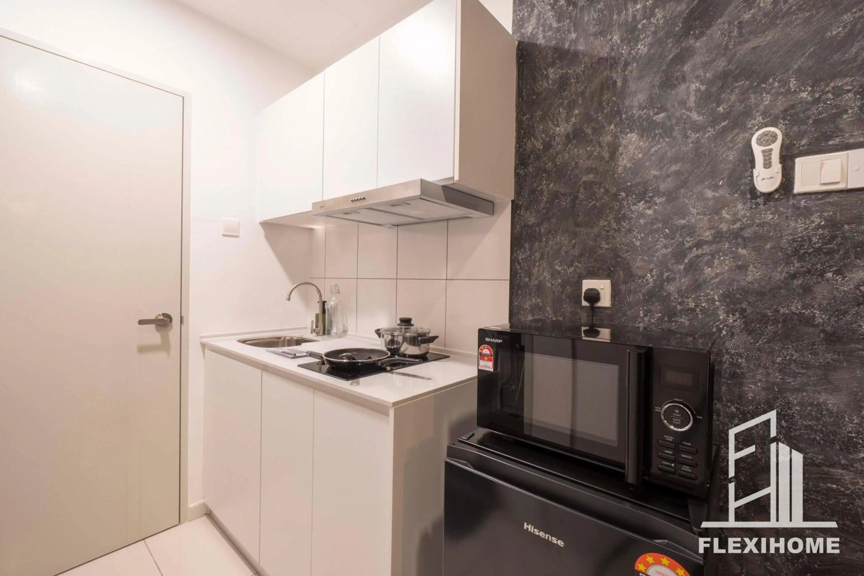 Kitchen or kitchenette in KLIA, KLIA2, Horizon Suites Sepang, Designed Studio, by Flexihome-MY