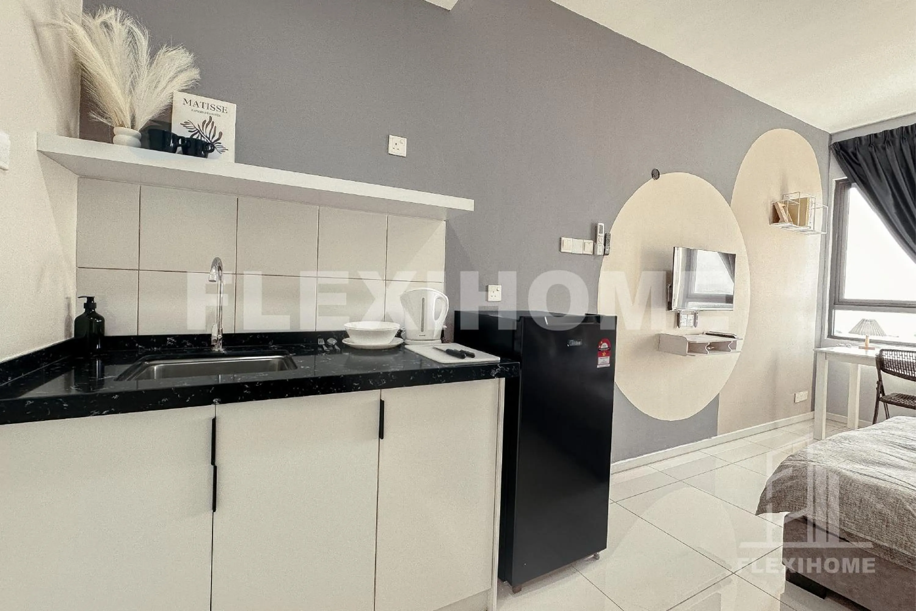 Kitchen or kitchenette in KLIA, KLIA2, Horizon Suites Sepang, Designed Studio, by Flexihome-MY