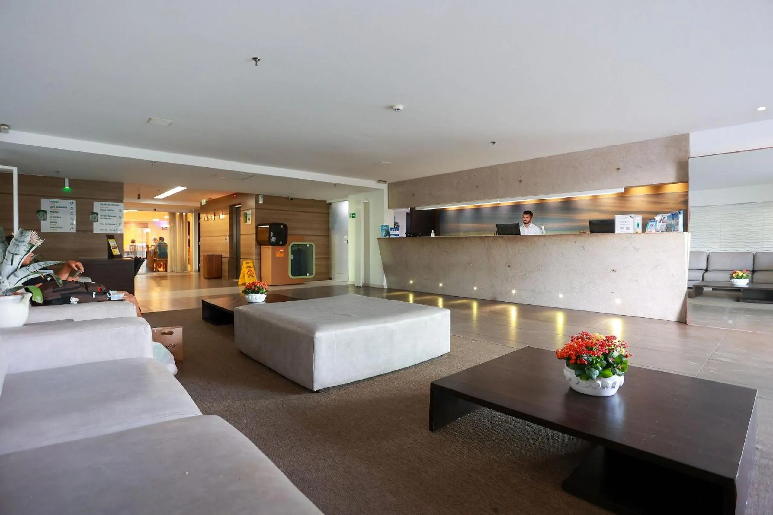 Lobby or reception, Bed in Ritz Suítes-Maceió, Flat a Beira mar de temporada