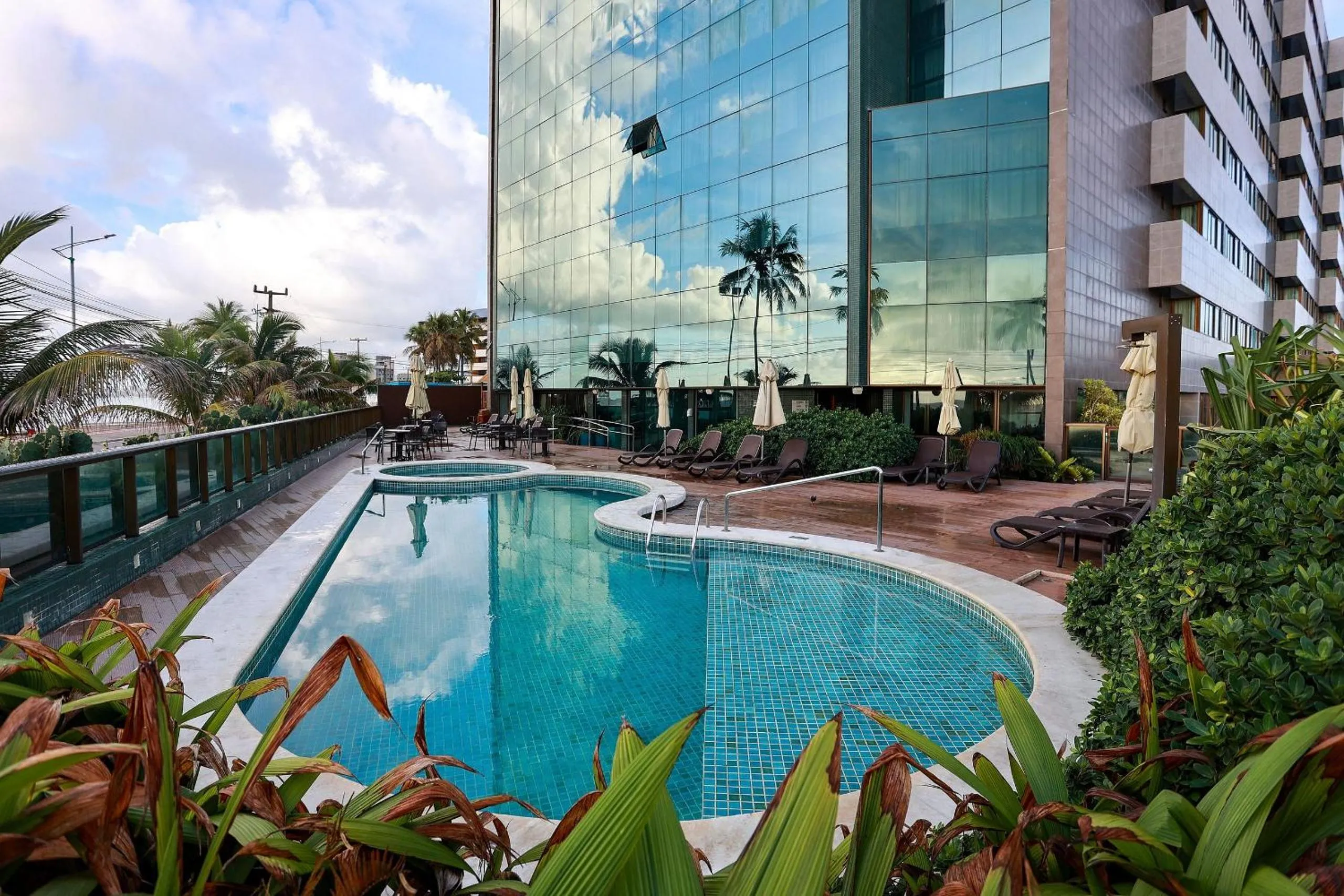 Pool view in Ritz Suítes-Maceió, Flat a Beira mar de temporada