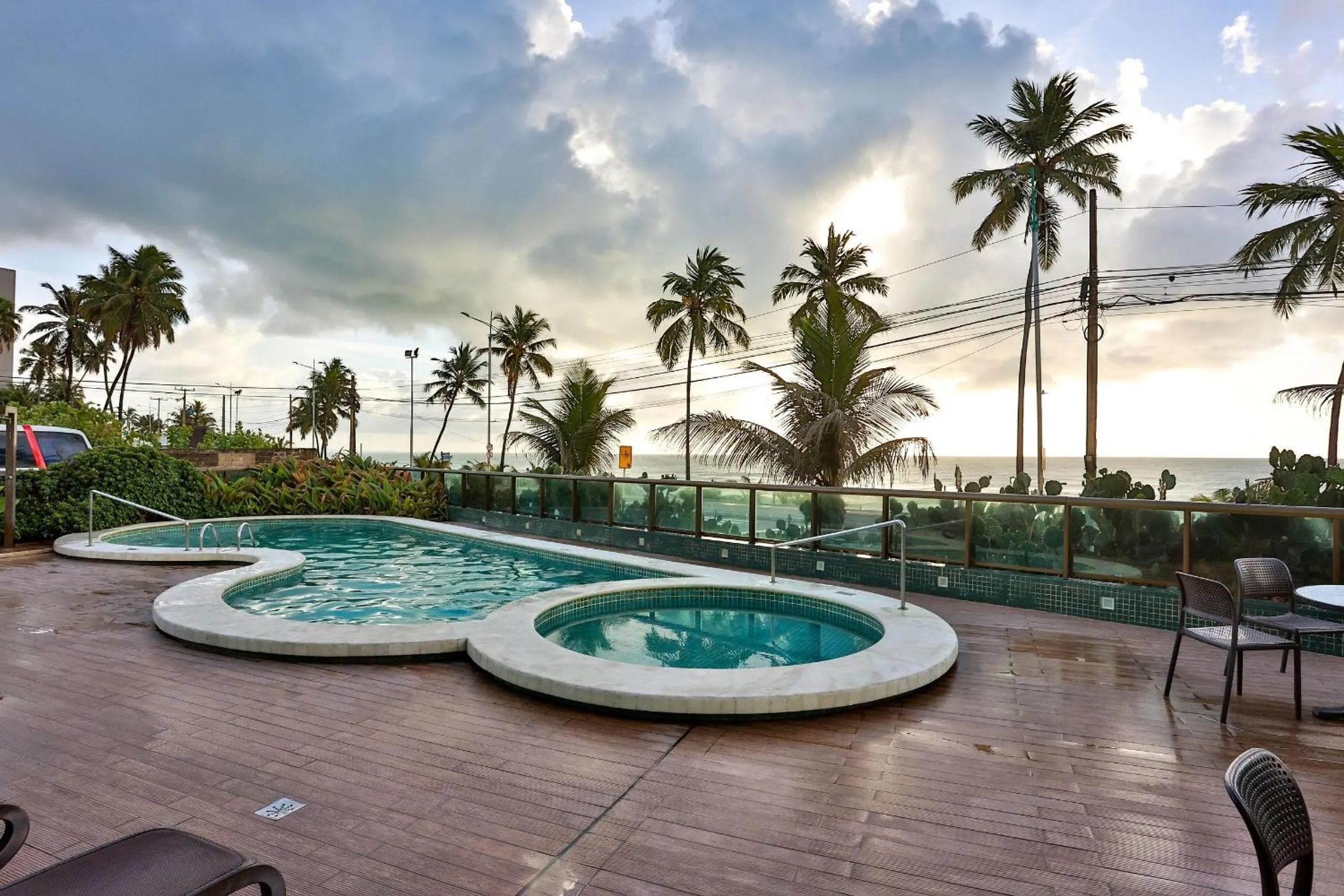 Pool view in Ritz Suítes-Maceió, Flat a Beira mar de temporada