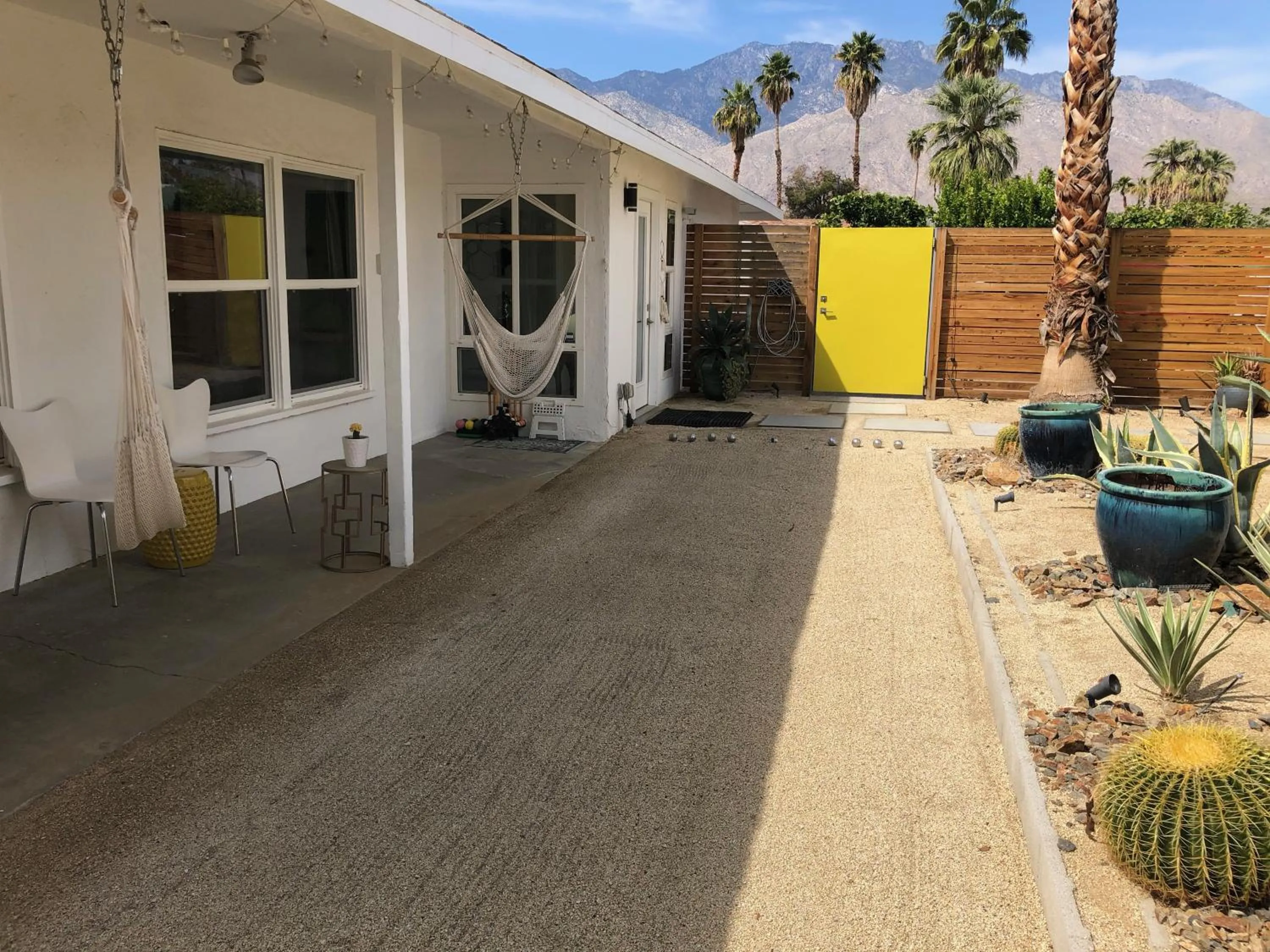 Amarillo House - Luxury Home with Pool & Spa