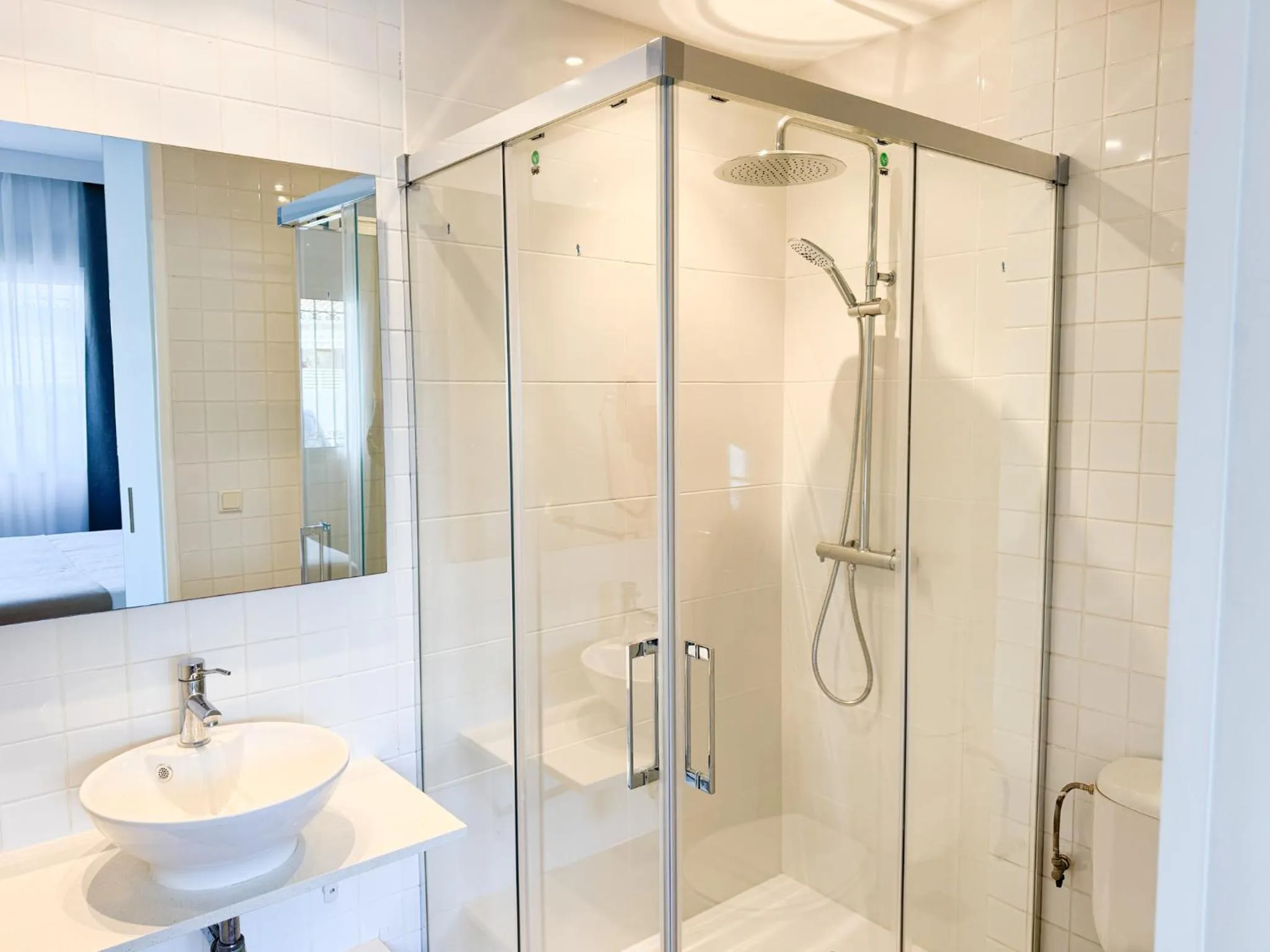 Shower in Hotel Boutique Villamor - Only Adults