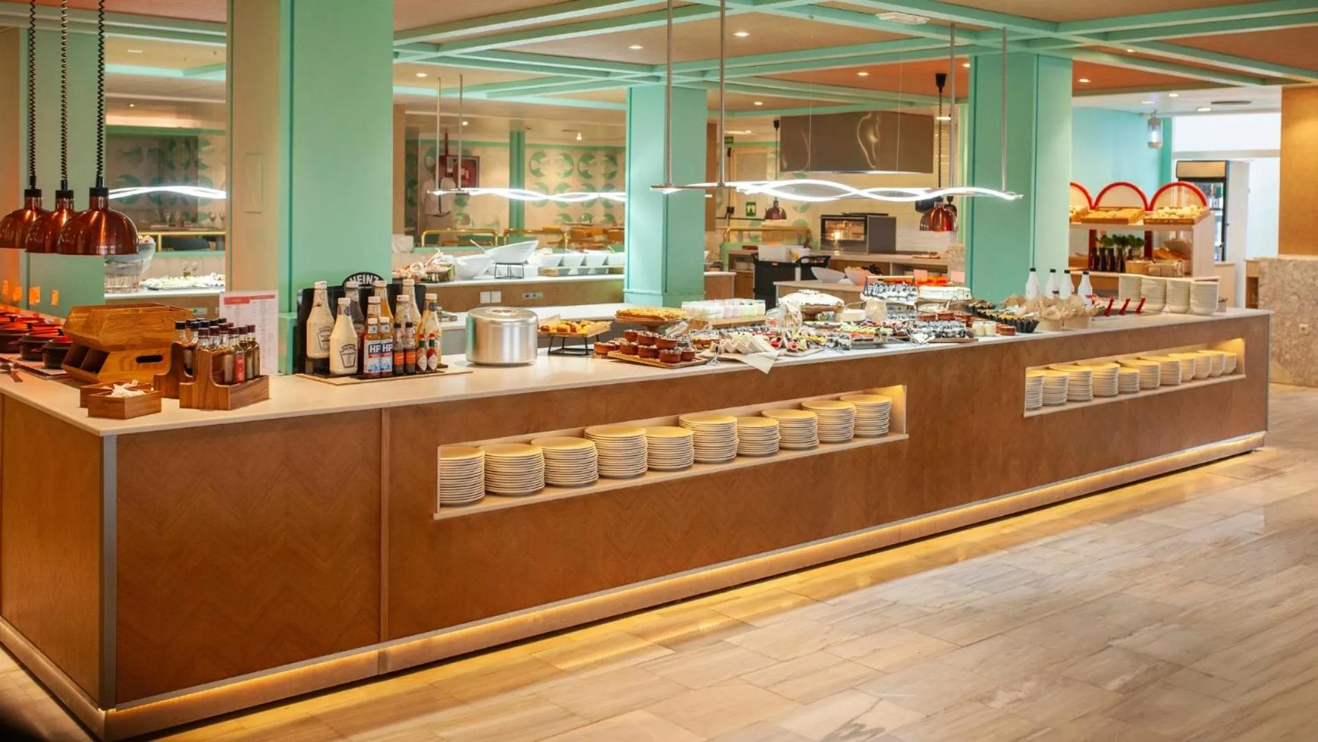 Restaurant/places to eat in Medplaya Hotel Pez Espada