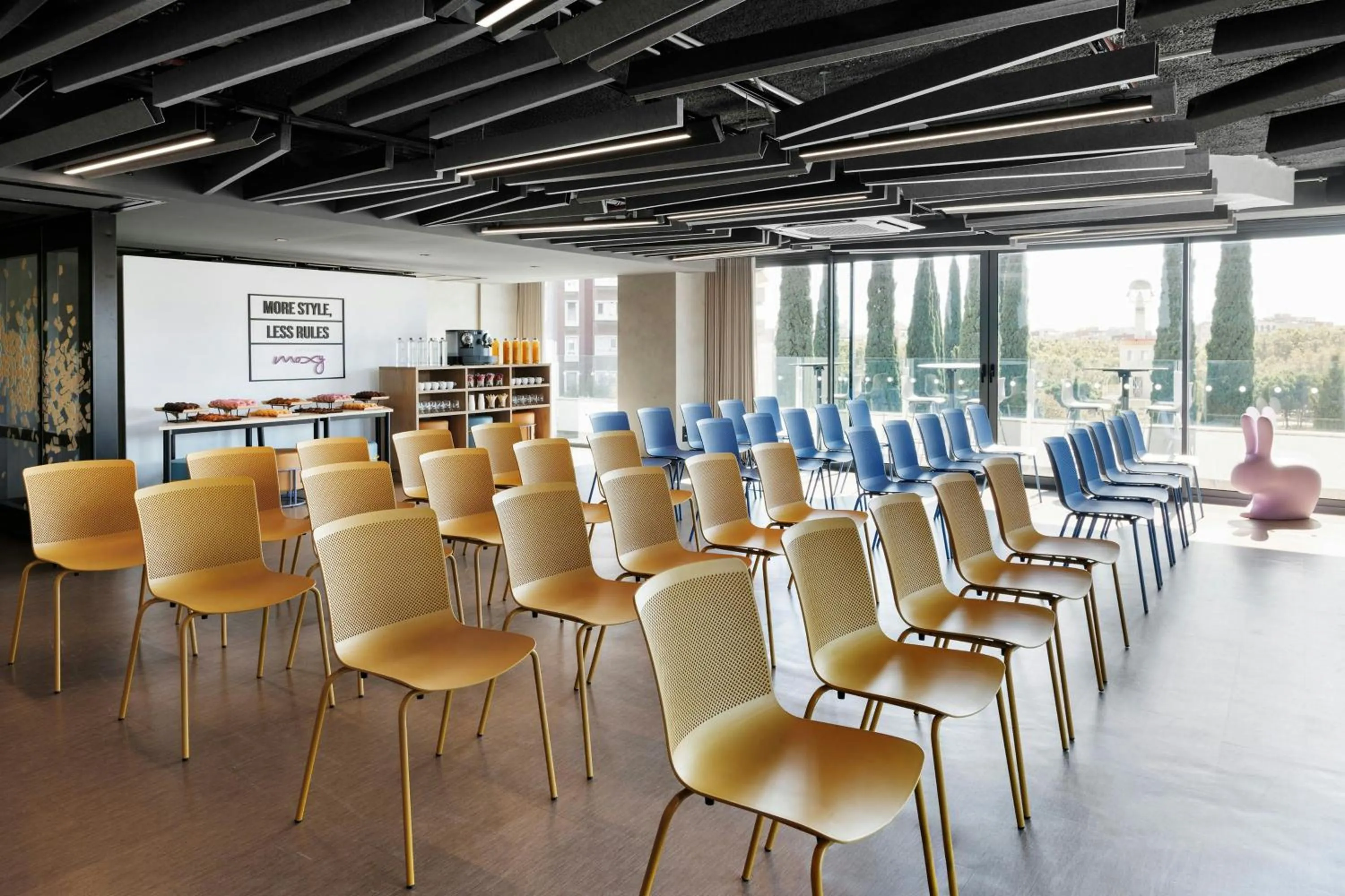 Meeting/conference room in Moxy Barcelona