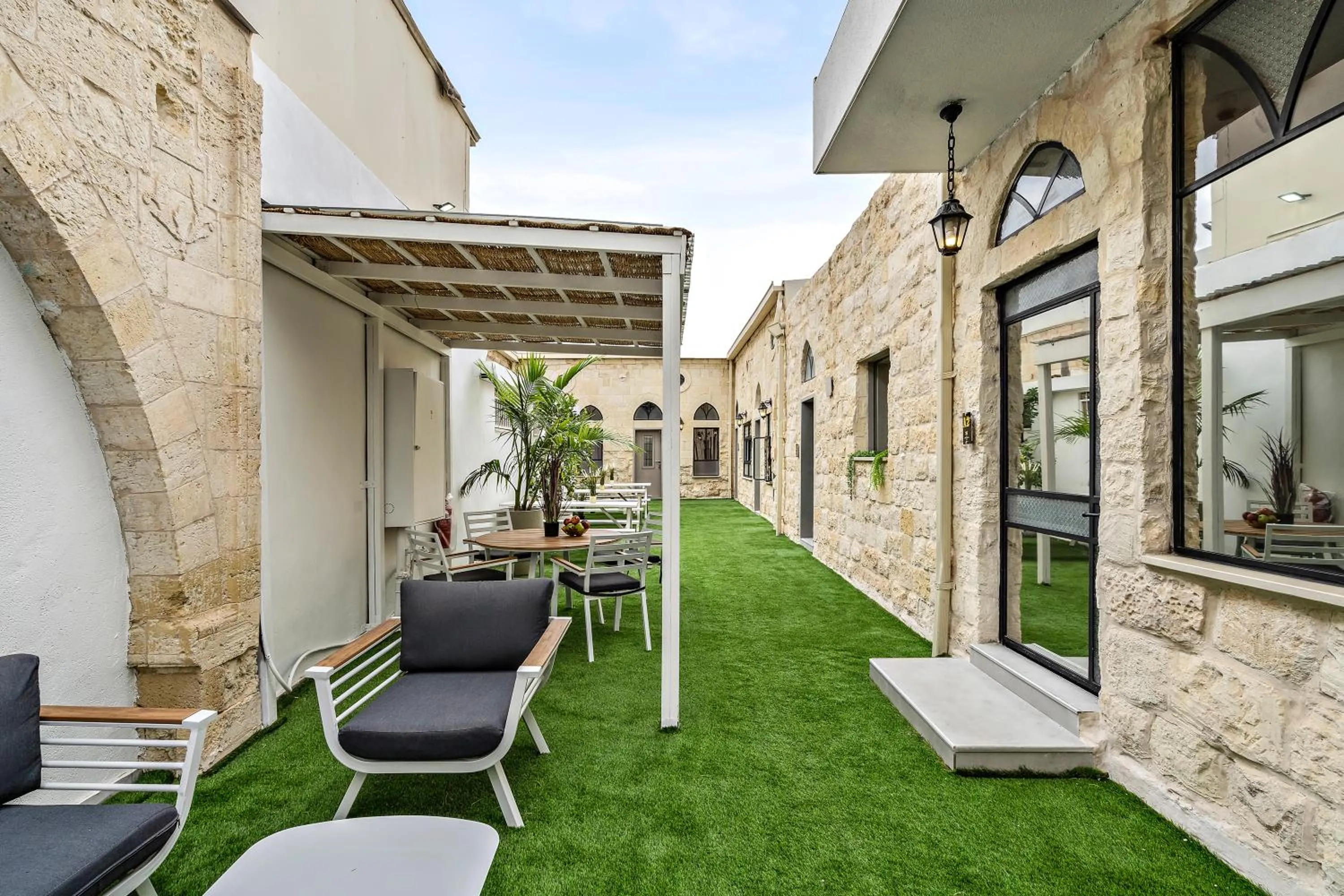 Patio in Old City Boutique - By La Finca Hotels