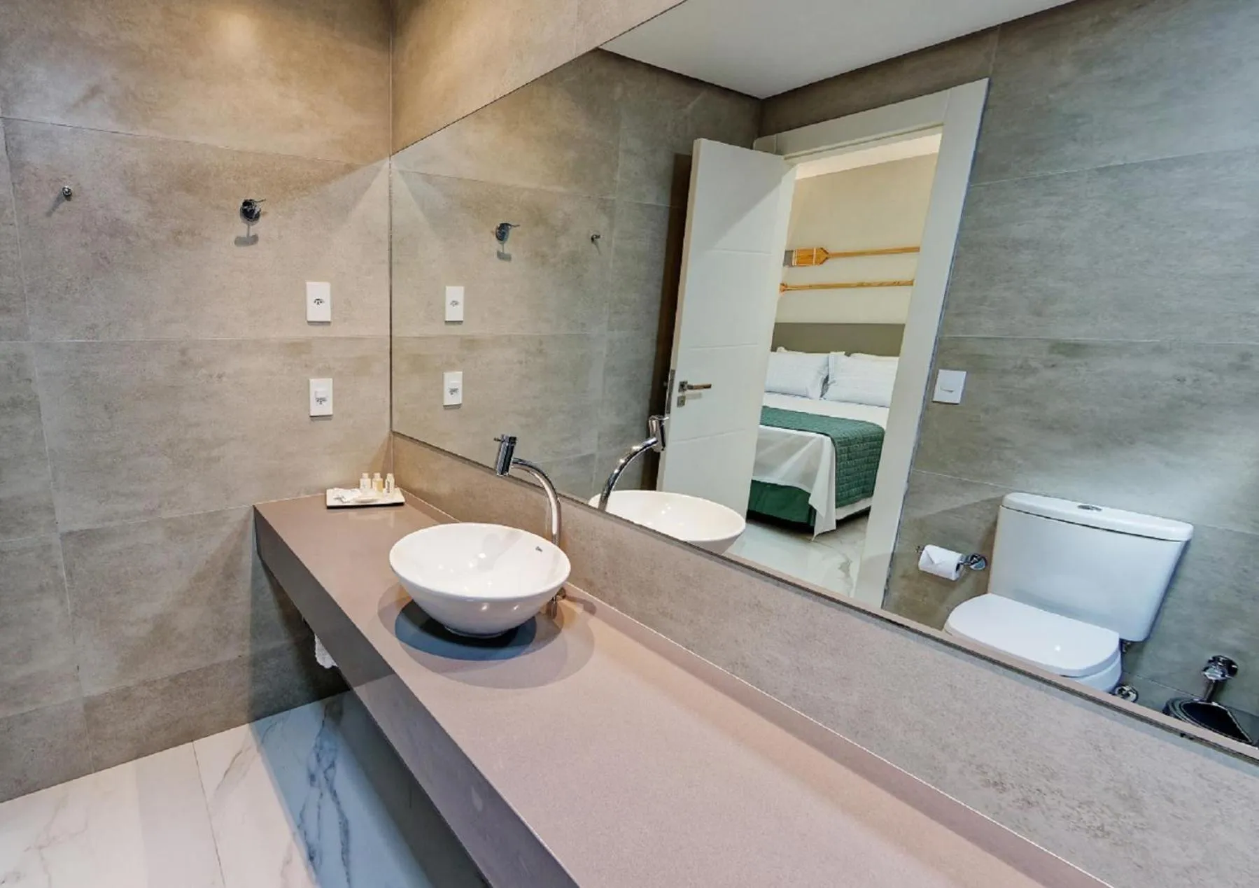 Toilet in Gaeta Hotel