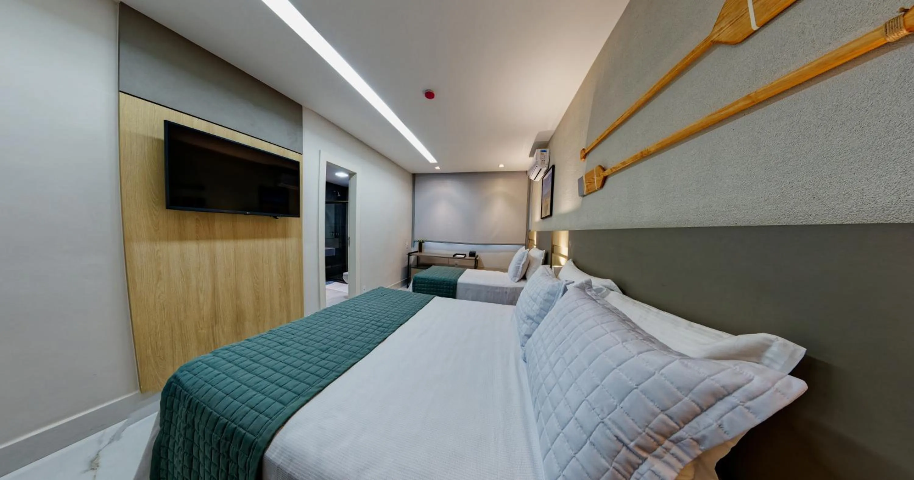 TV and multimedia, Bed in Gaeta Hotel