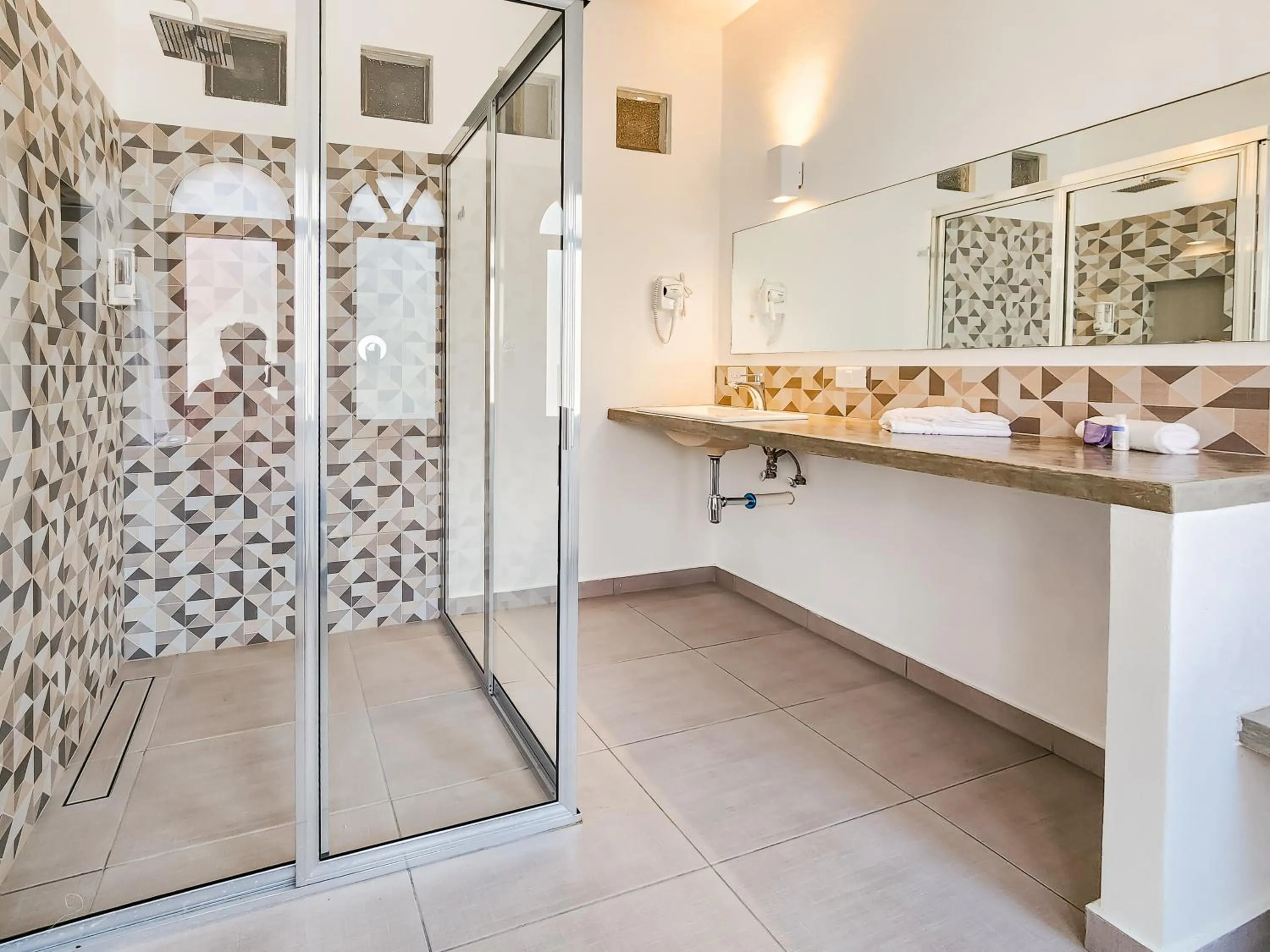 Shower in Niebla Suites