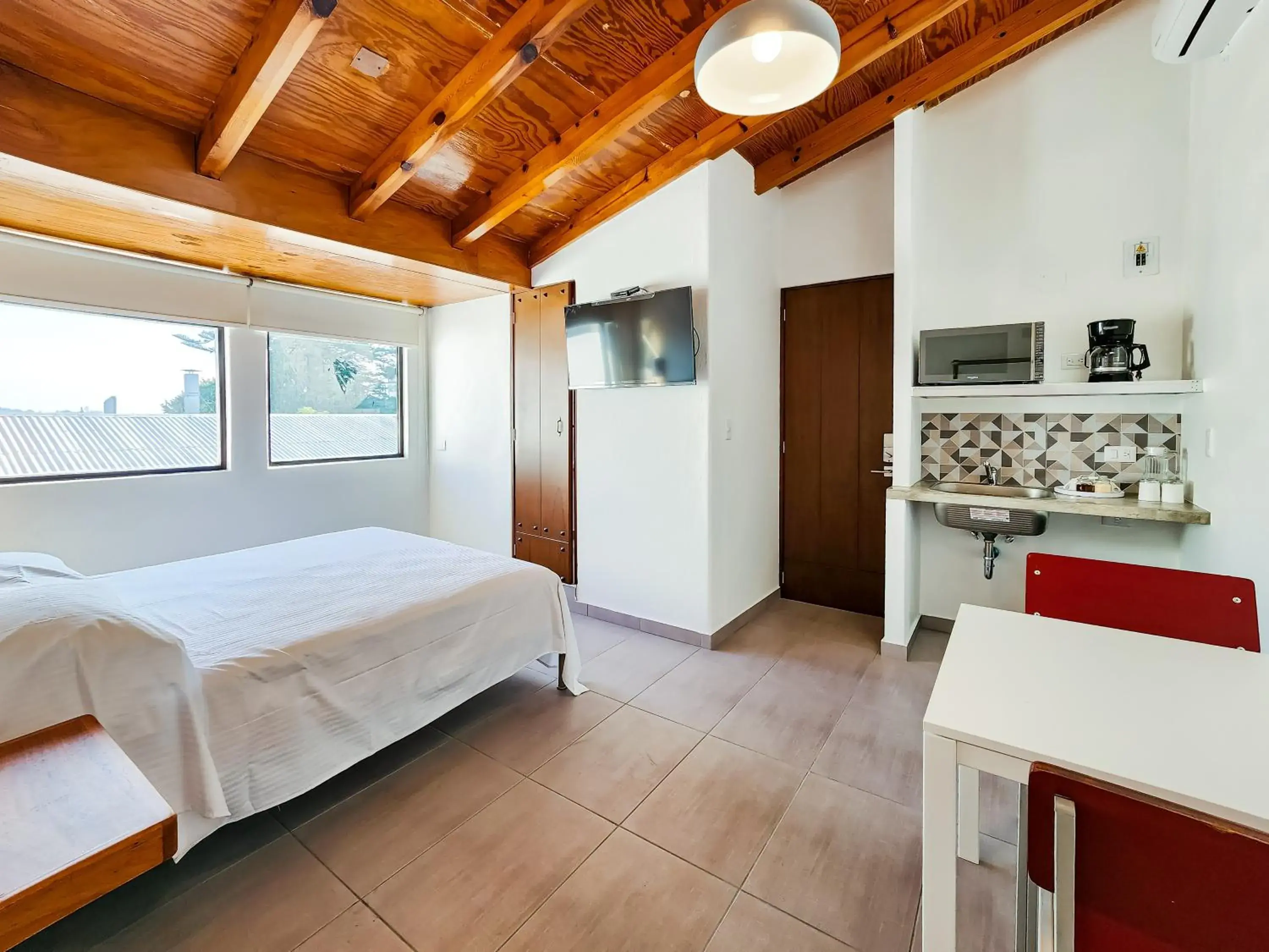 Double Room in Niebla Suites Double Room in Niebla Suites