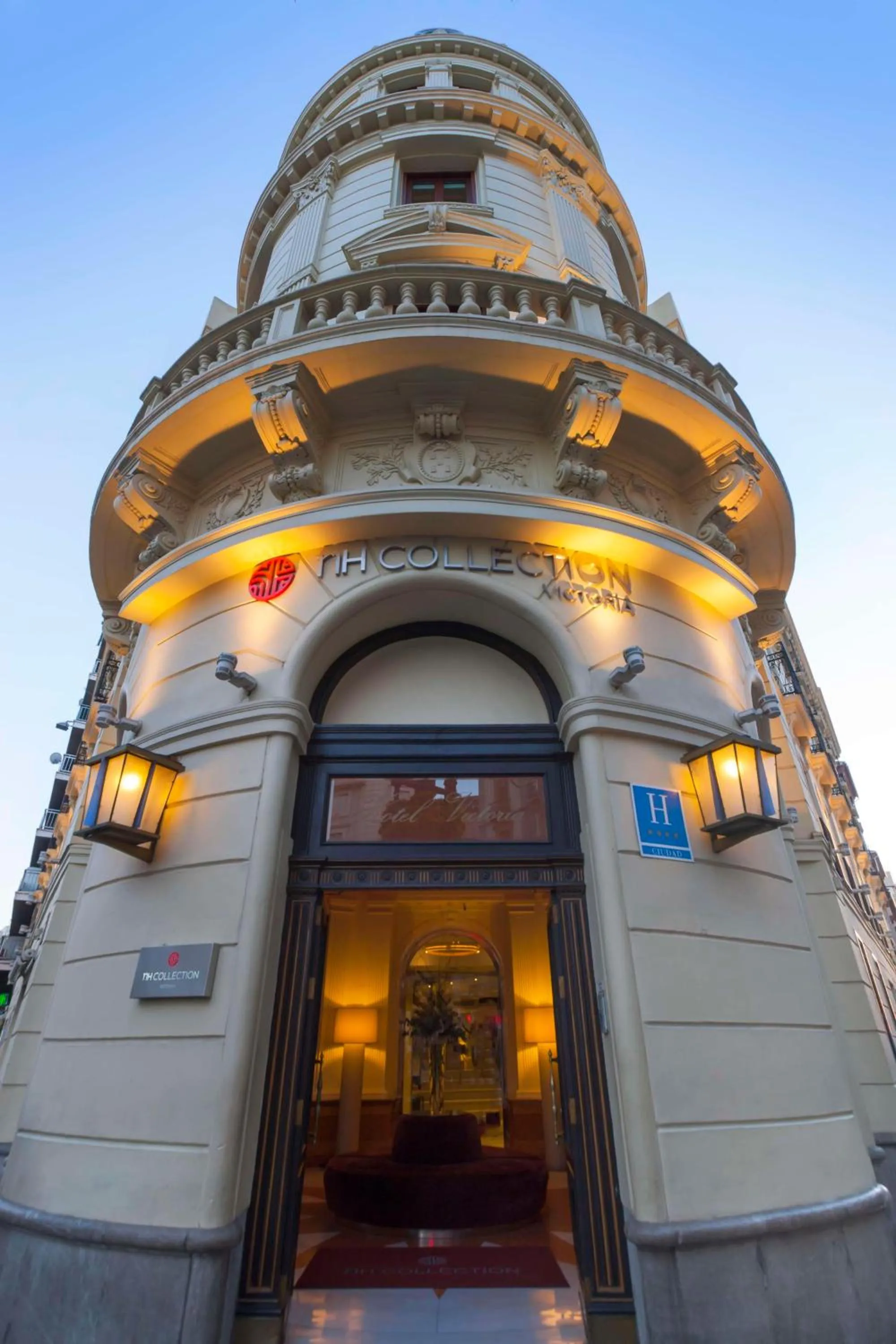 Property building in NH Collection Victoria