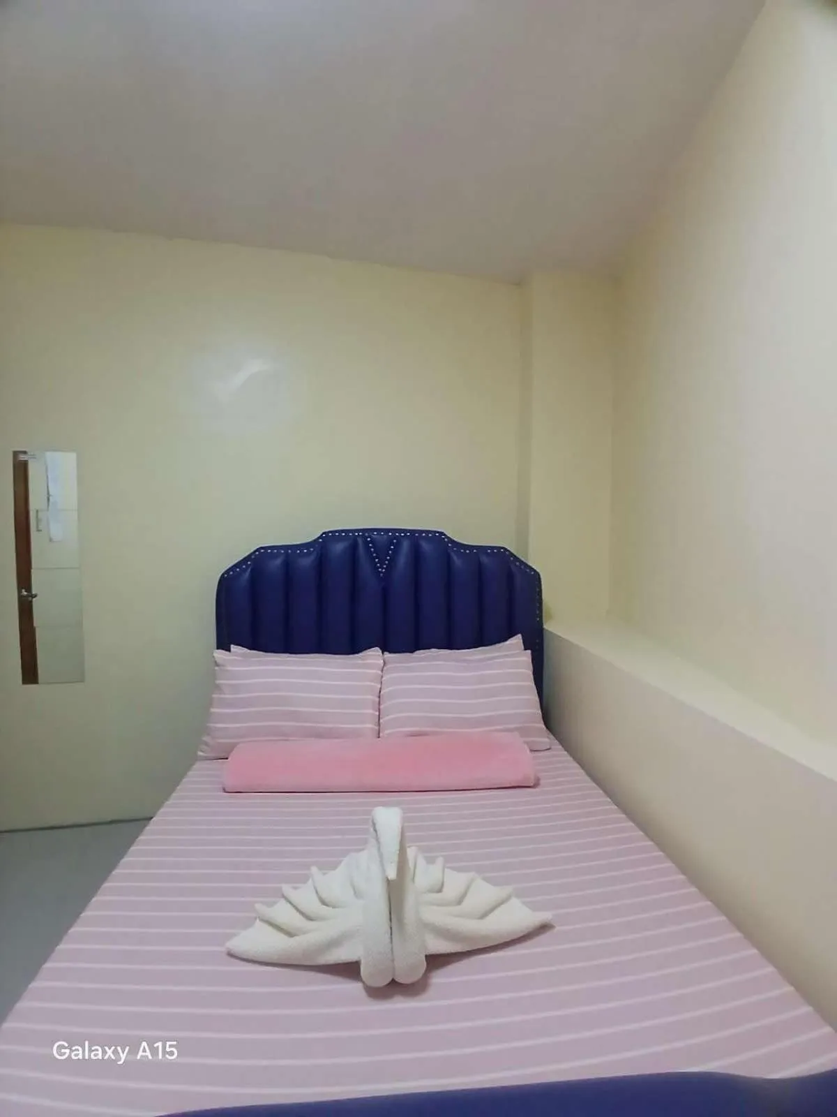 Bed in Aussie Inn Baguio City Direct