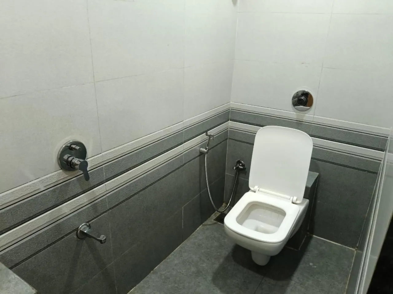 Sun Inn Residency Rabale