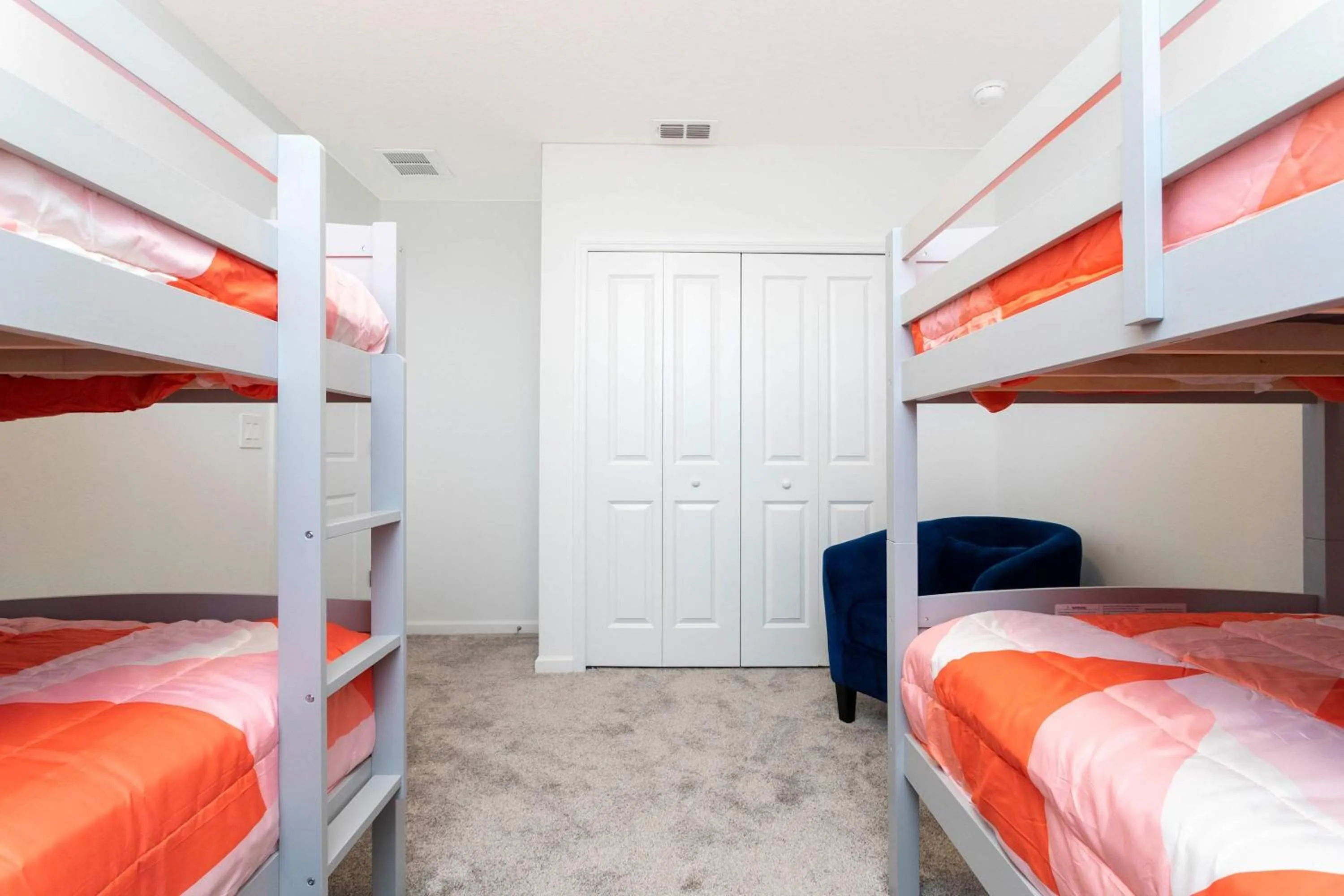Bed in Family Friendly 2 Bd Close to Disney @Champions Gate 8899