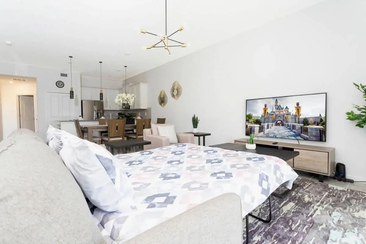 Bed in Family Friendly 2 Bd Close to Disney @Champions Gate 8899