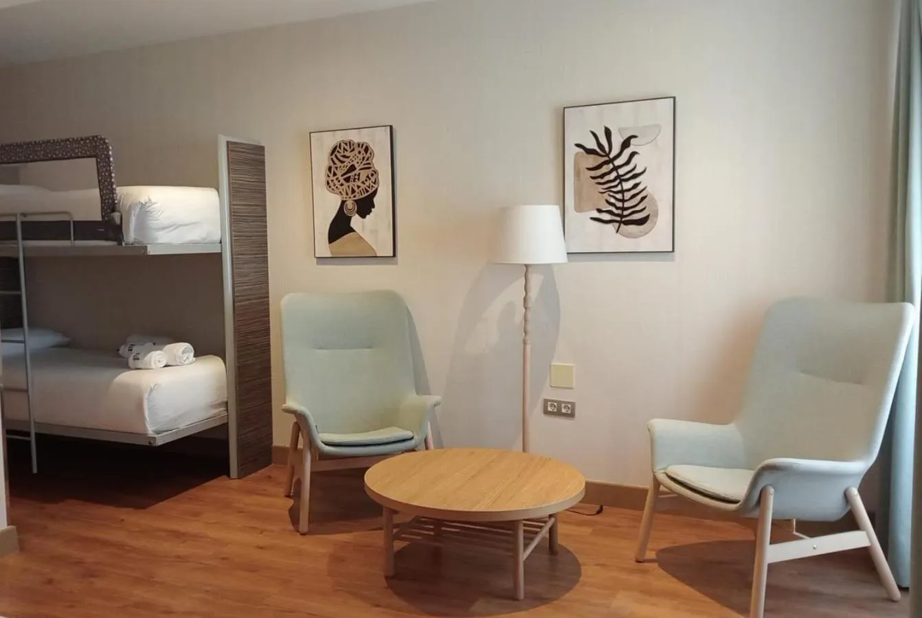 bunk bed, Bed in Petit Palace Santa Cruz