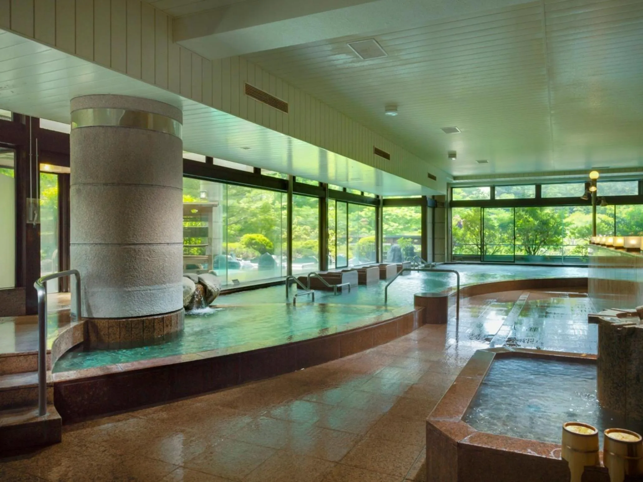 Public Bath in Kaneyamaen
