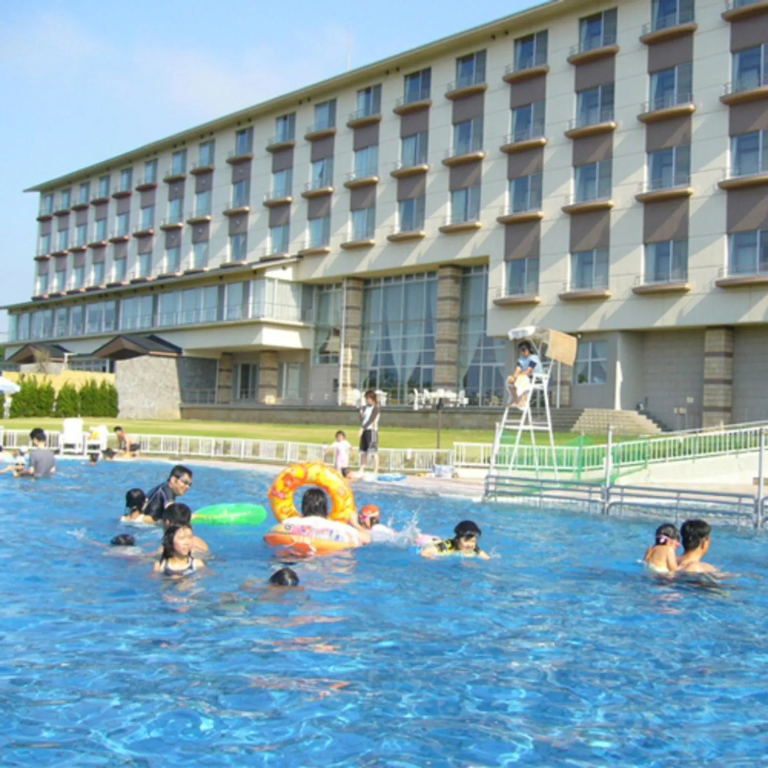 Swimming pool in Kyukamura Echizen-Mikuni